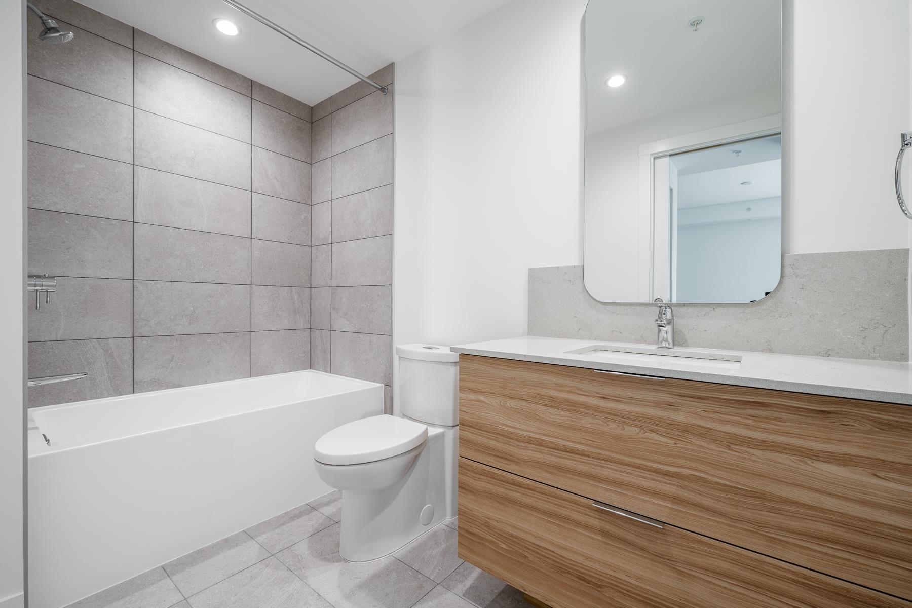 Listing image of 102 2325 EMERY COURT