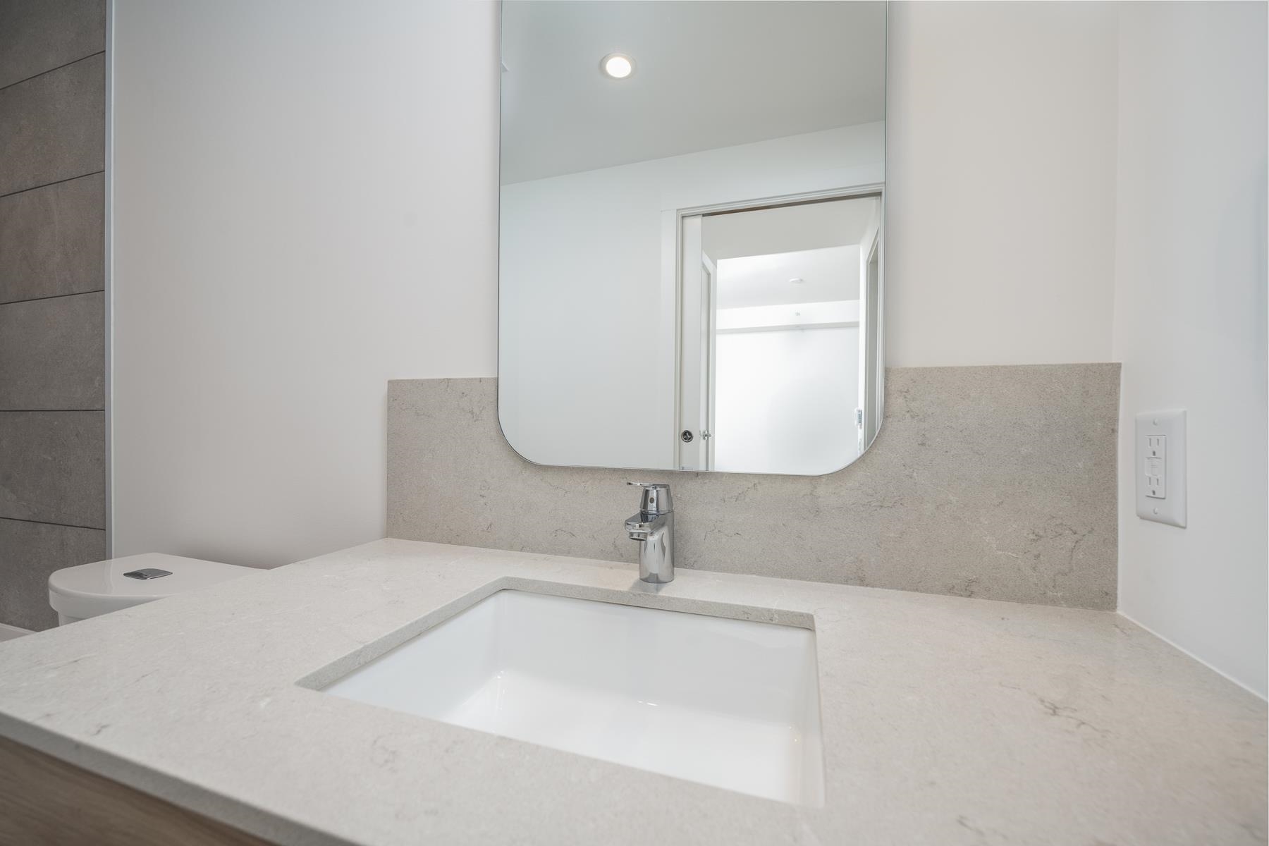 Listing image of 102 2325 EMERY COURT