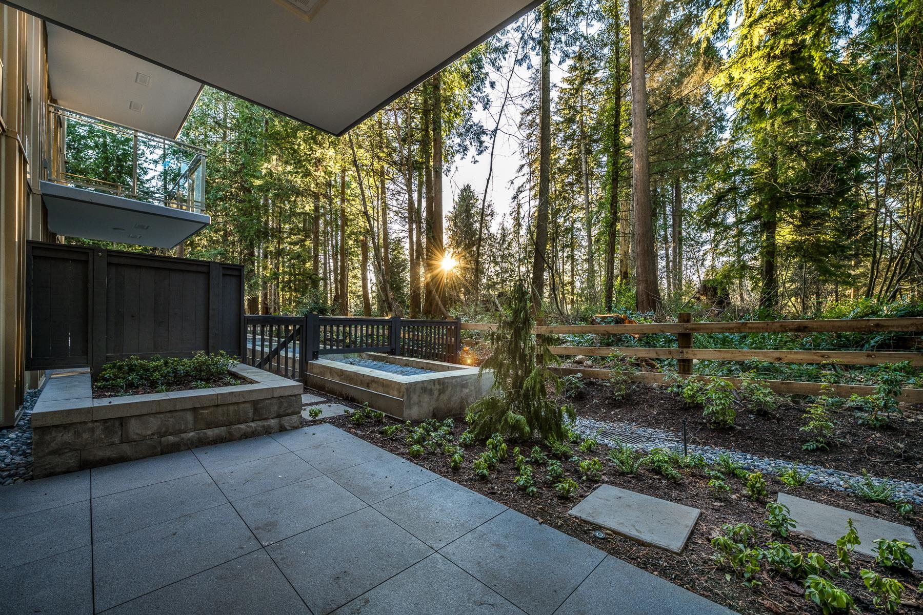 Listing image of 102 2325 EMERY COURT