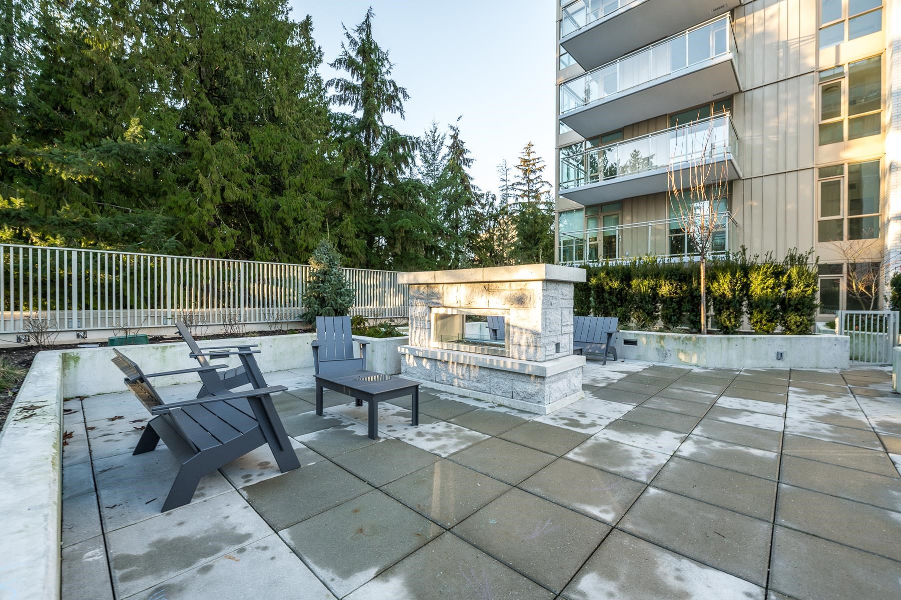 Listing image of 102 2325 EMERY COURT