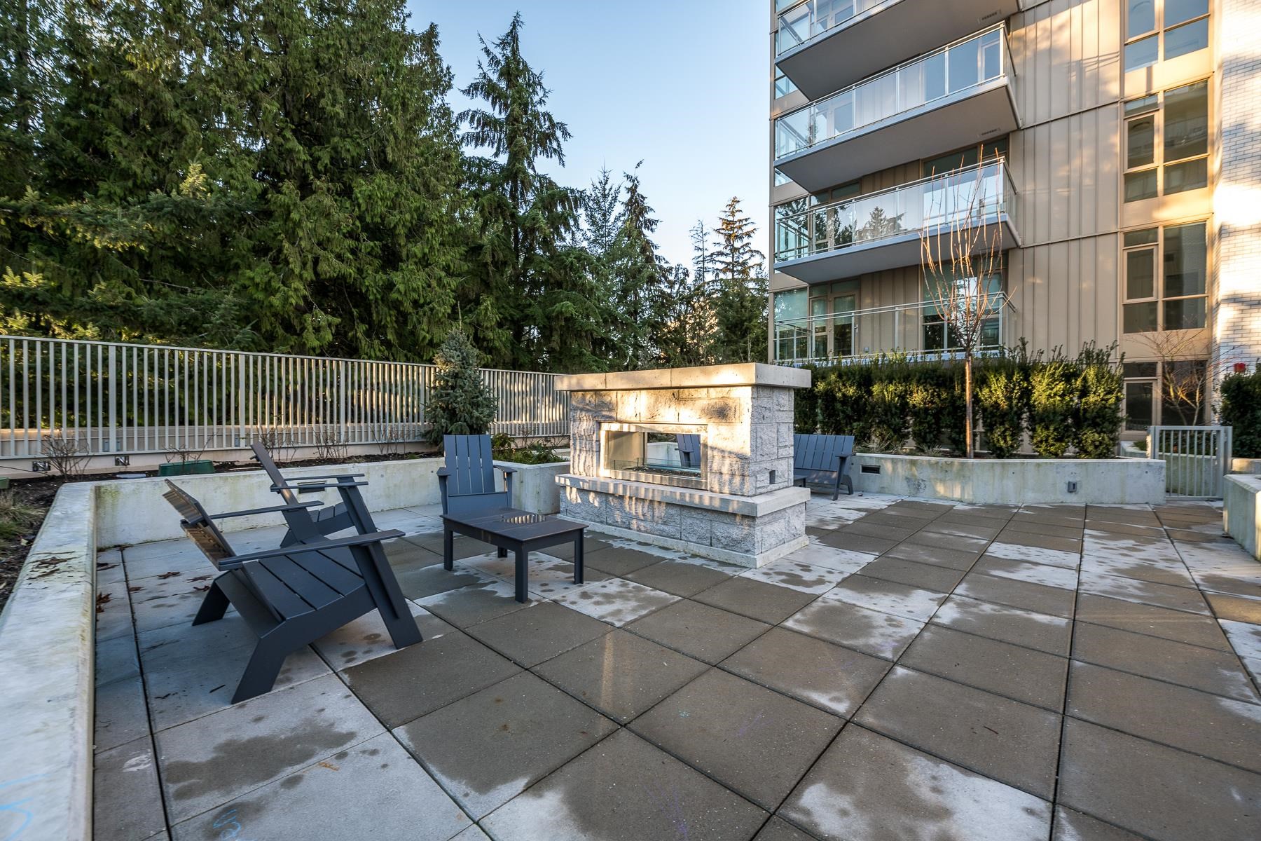 Listing image of 102 2325 EMERY COURT