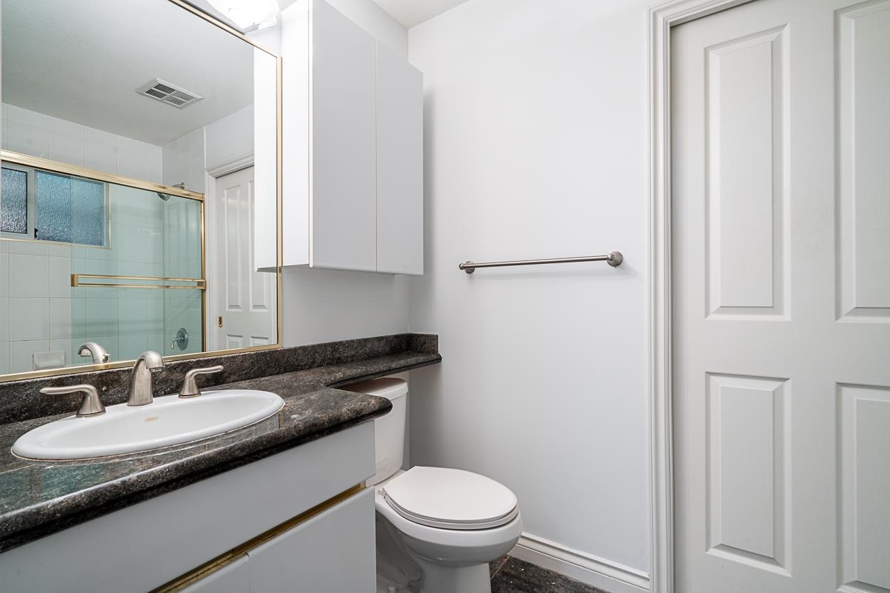Listing image of 4275 ST. PAULS AVENUE