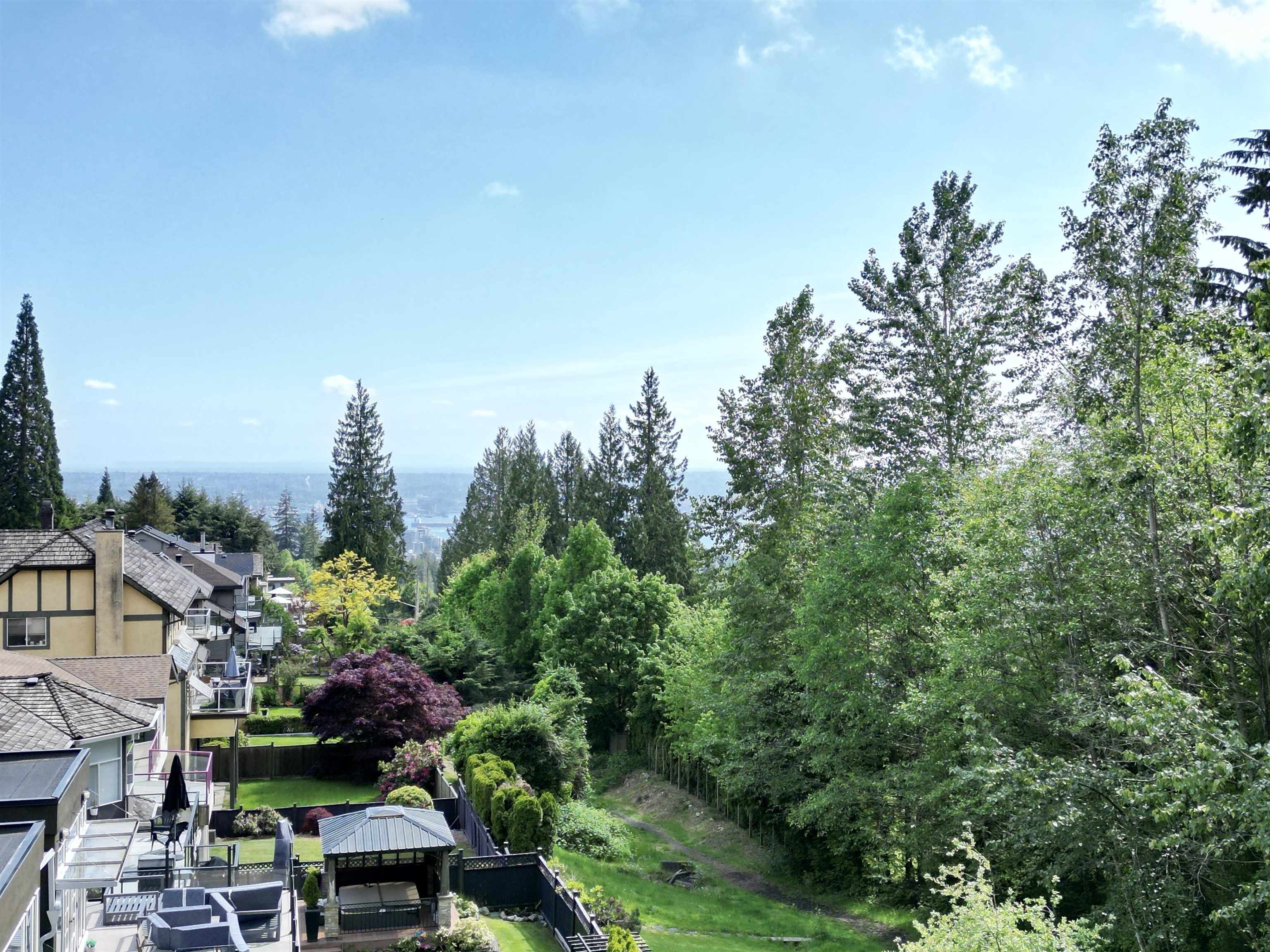 Listing image of 4275 ST. PAULS AVENUE