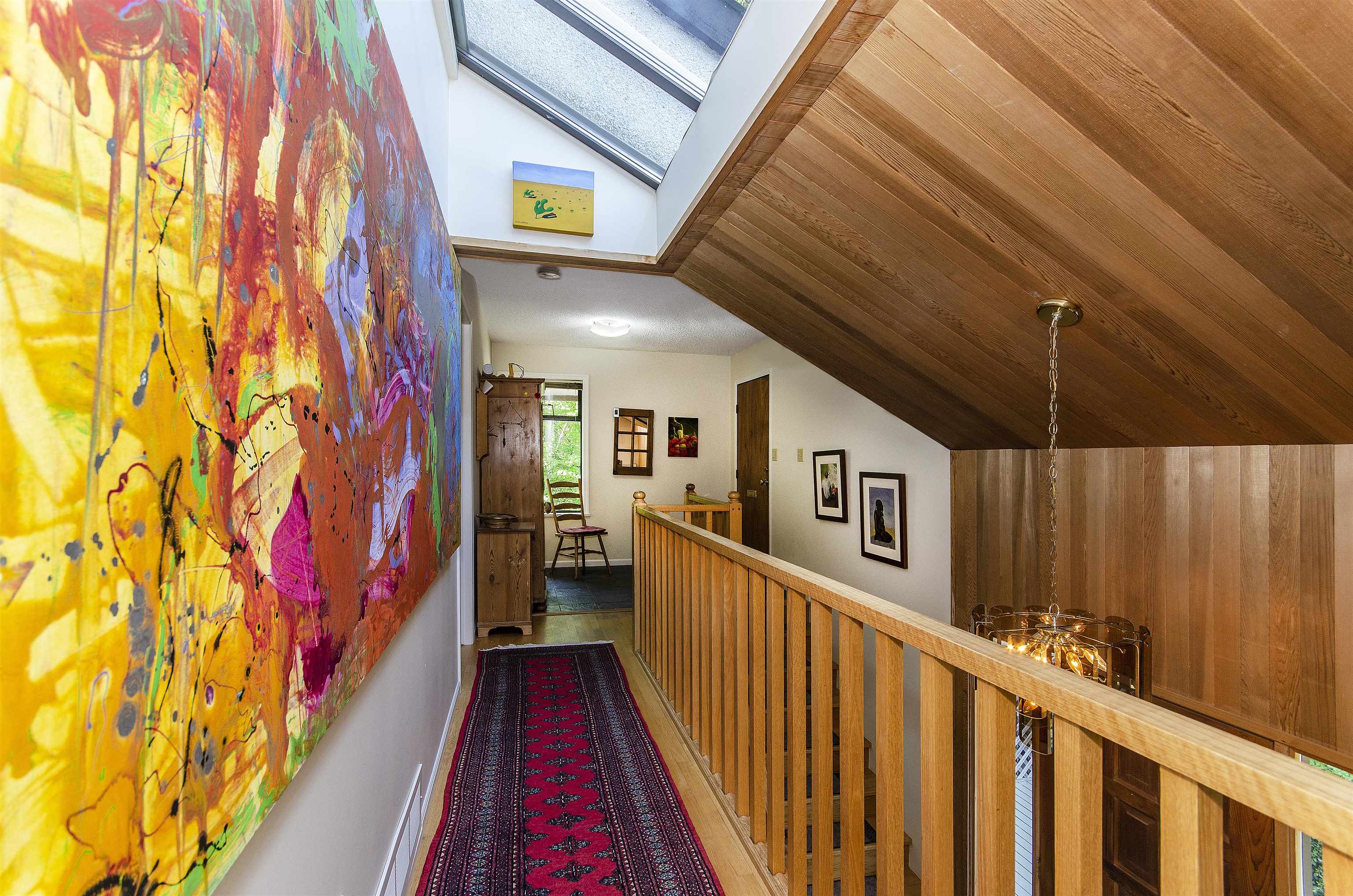 Listing image of 2440 QUEENS AVENUE