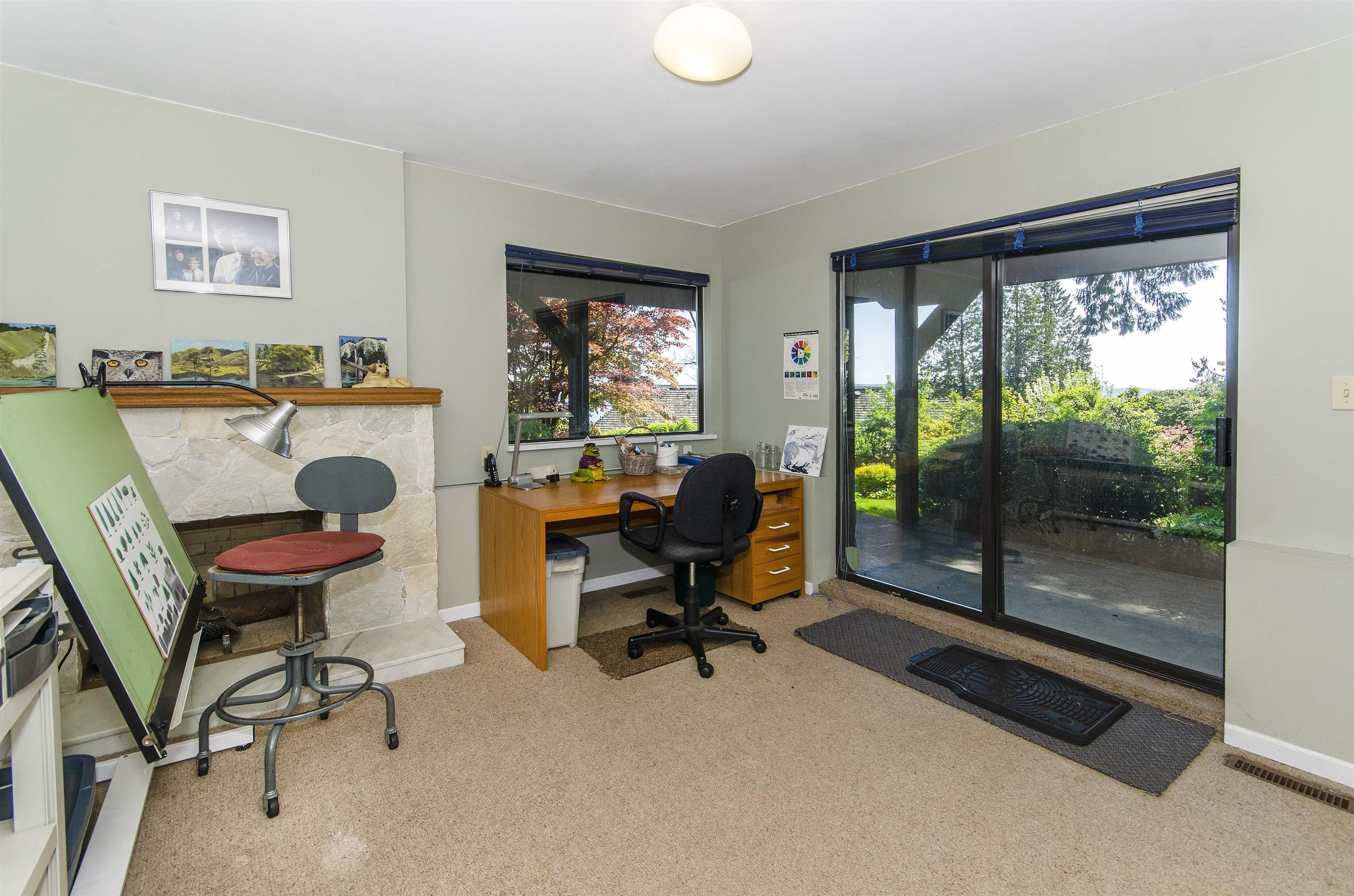 Listing image of 2440 QUEENS AVENUE