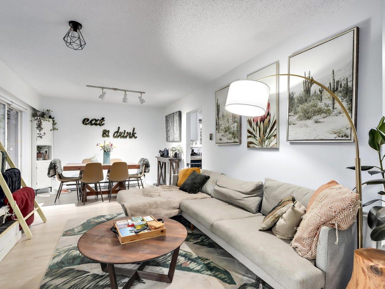 Listing image of 1562 BOND STREET