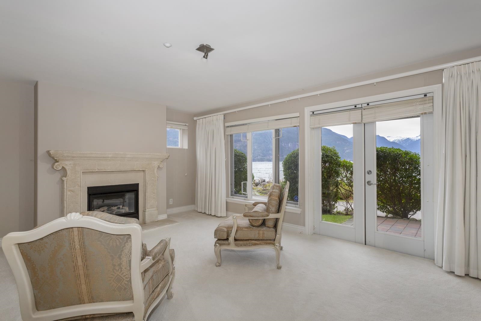 Listing image of 7 BEACH DRIVE