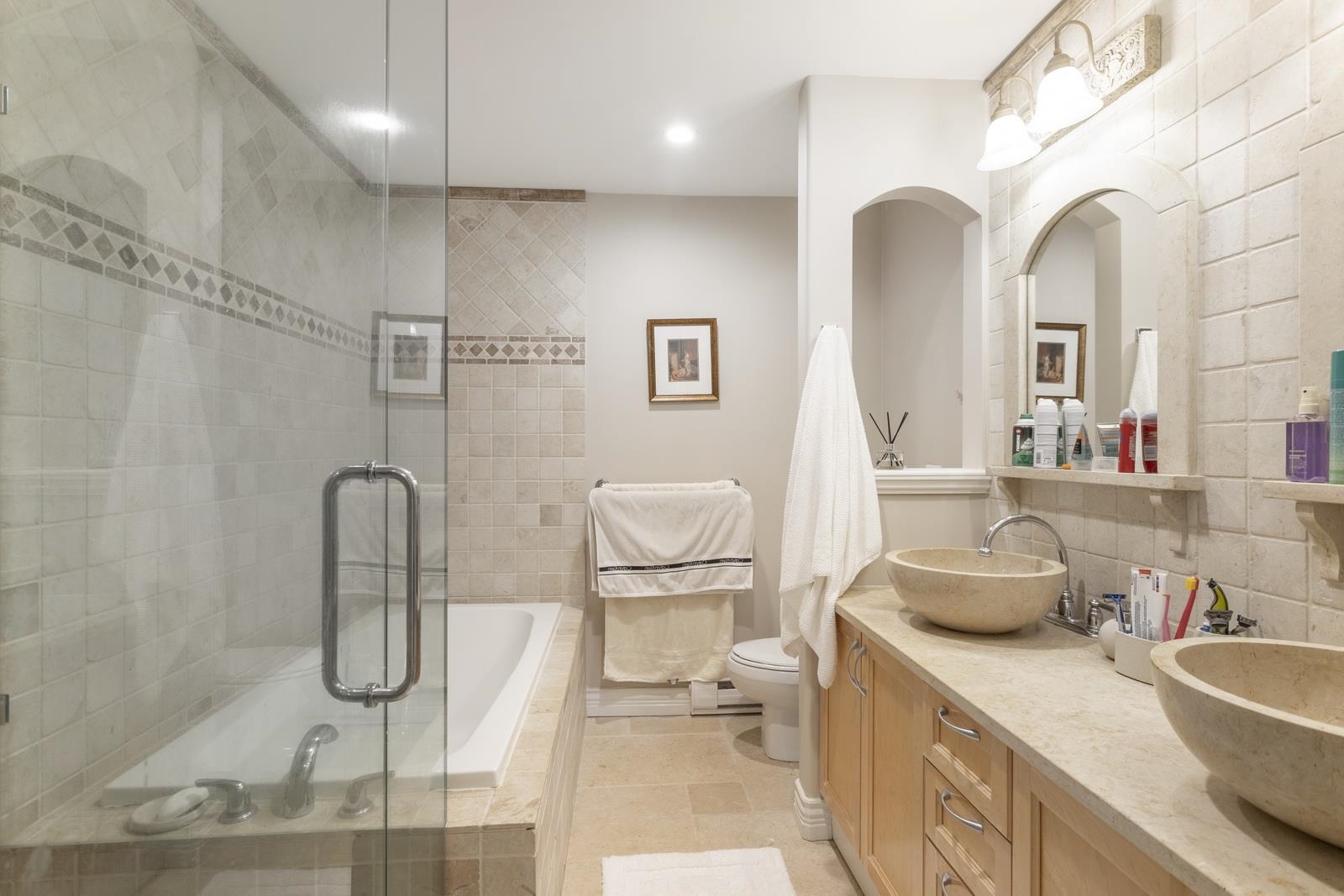 Listing image of 7 BEACH DRIVE