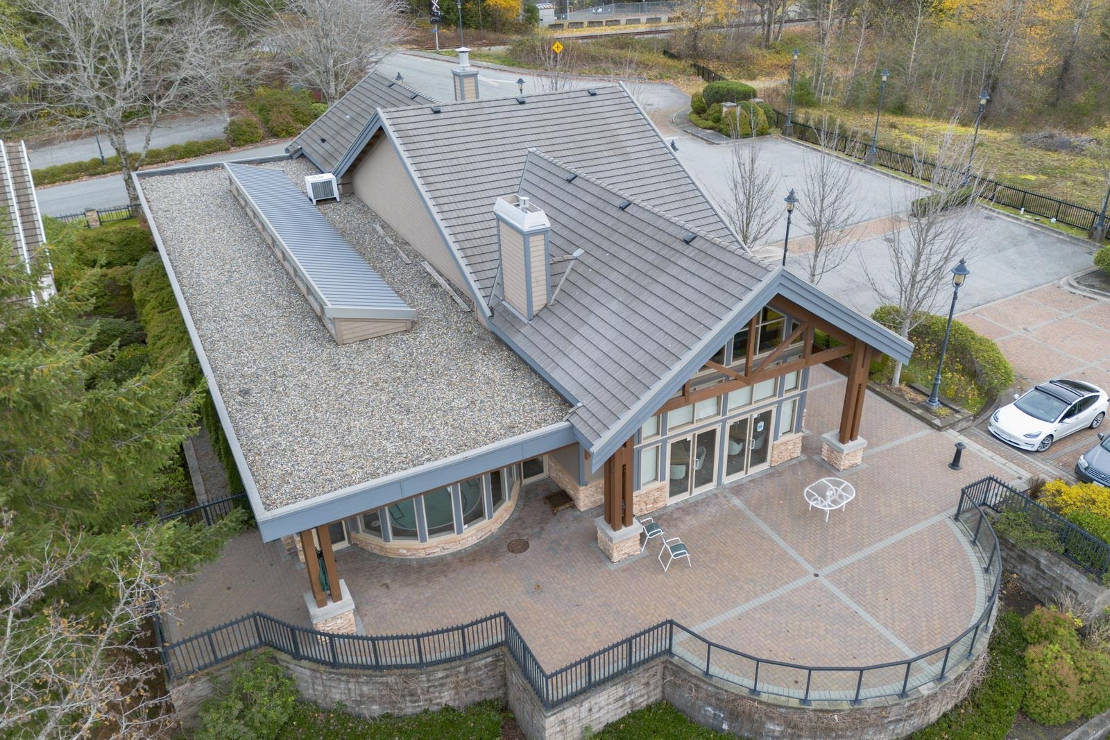 Listing image of 7 BEACH DRIVE