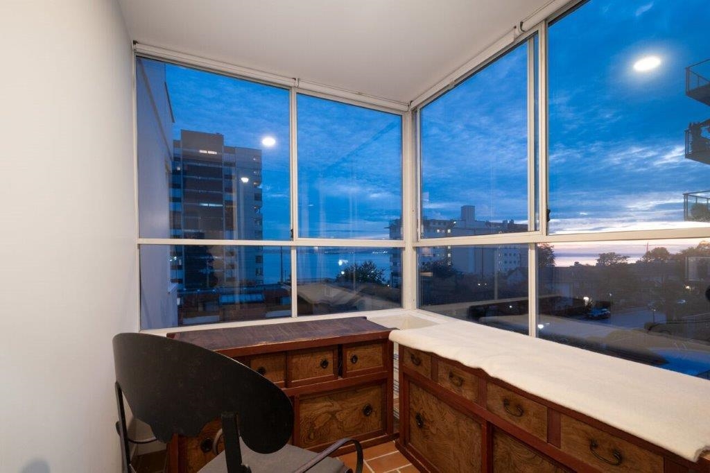 Listing image of 400 1819 BELLEVUE AVENUE
