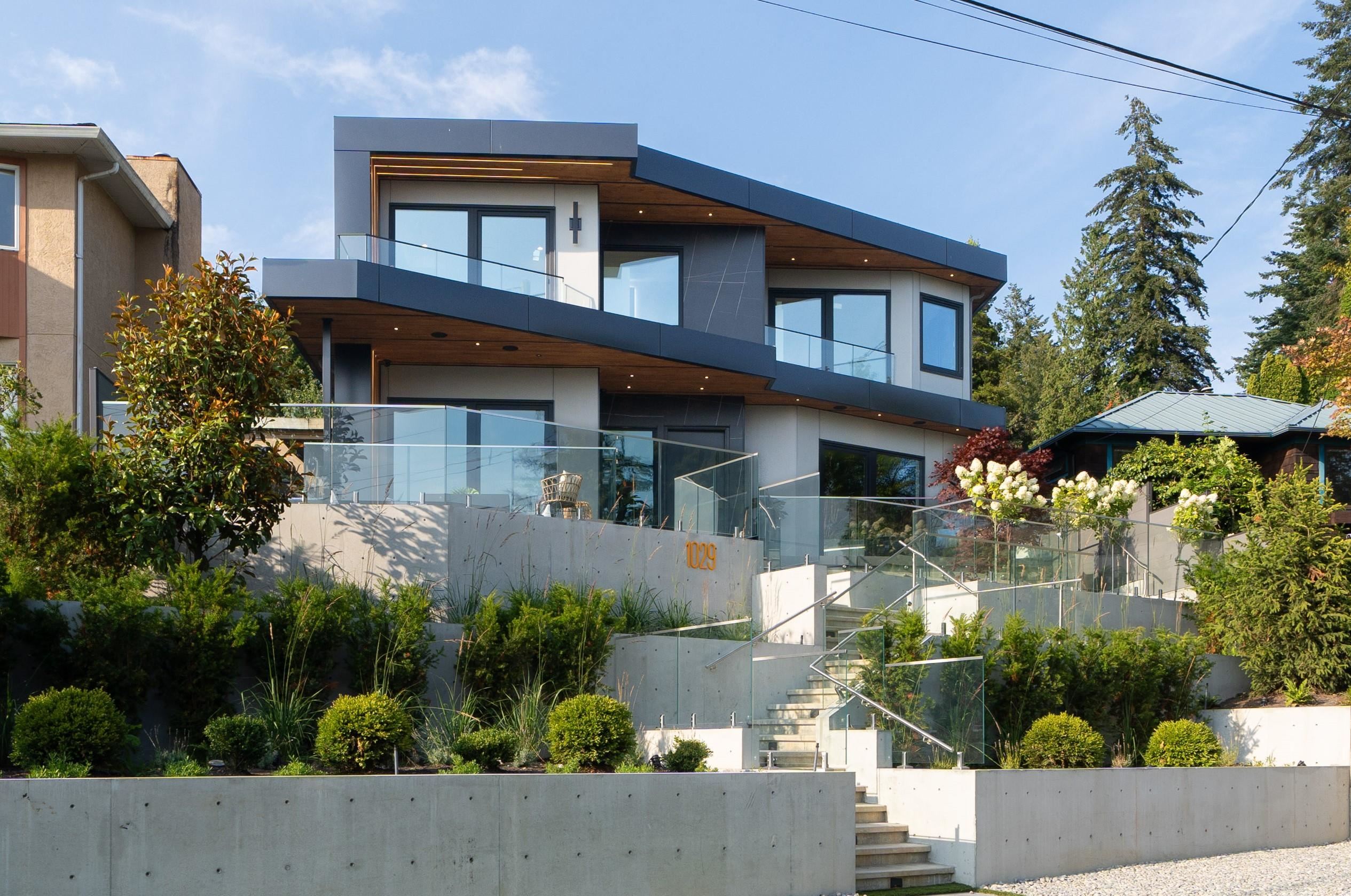 1029 ESPLANADE AVENUE