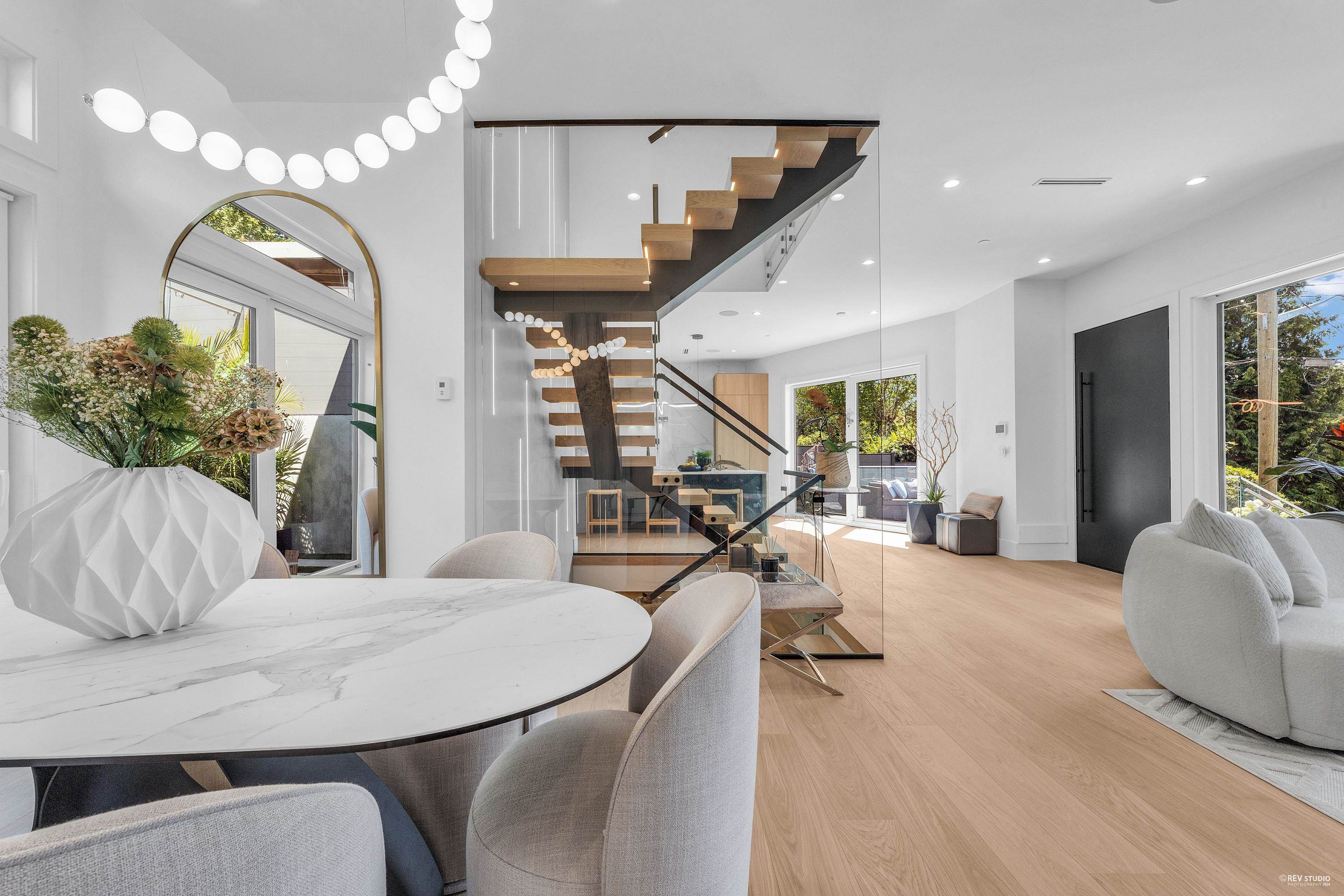 Listing image of 1029 ESPLANADE AVENUE