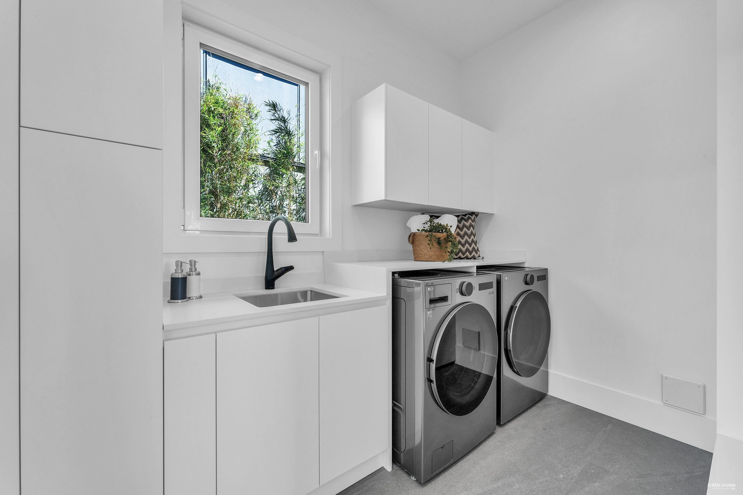 Listing image of 1029 ESPLANADE AVENUE