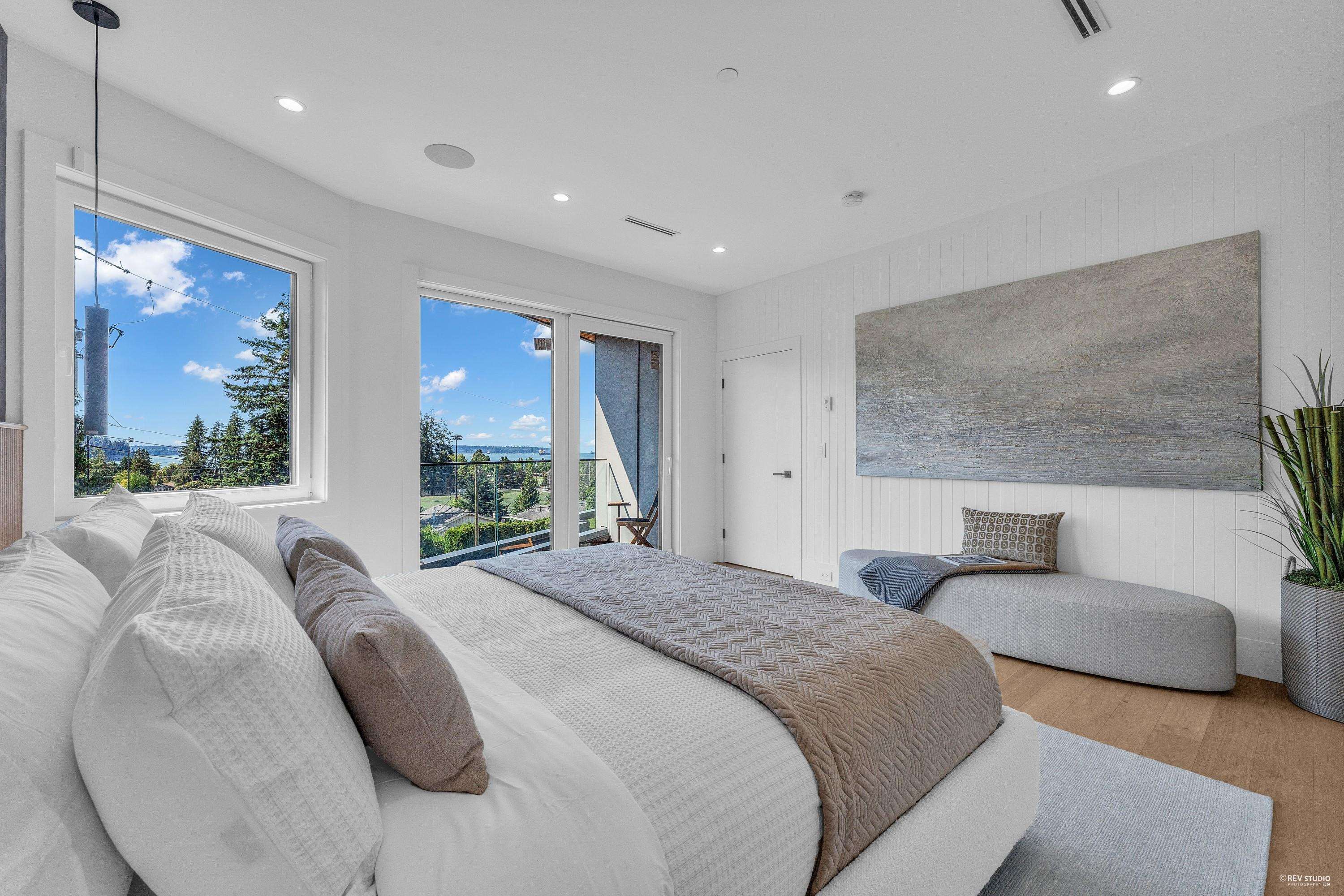 Listing image of 1029 ESPLANADE AVENUE