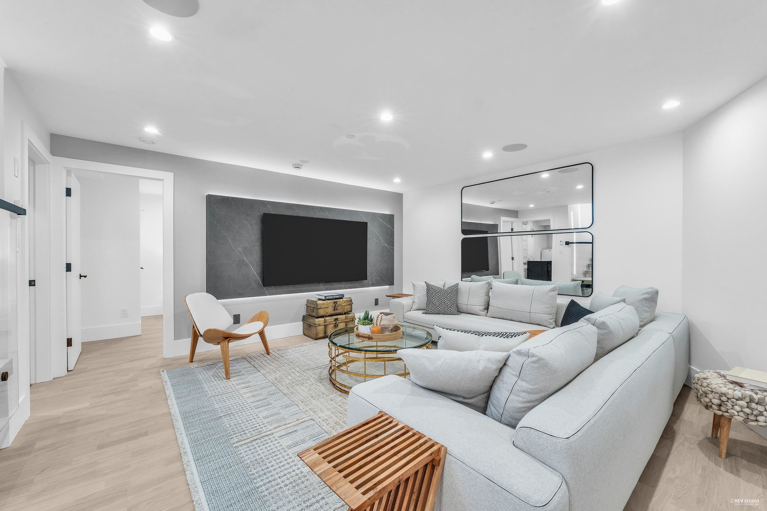 Listing image of 1029 ESPLANADE AVENUE