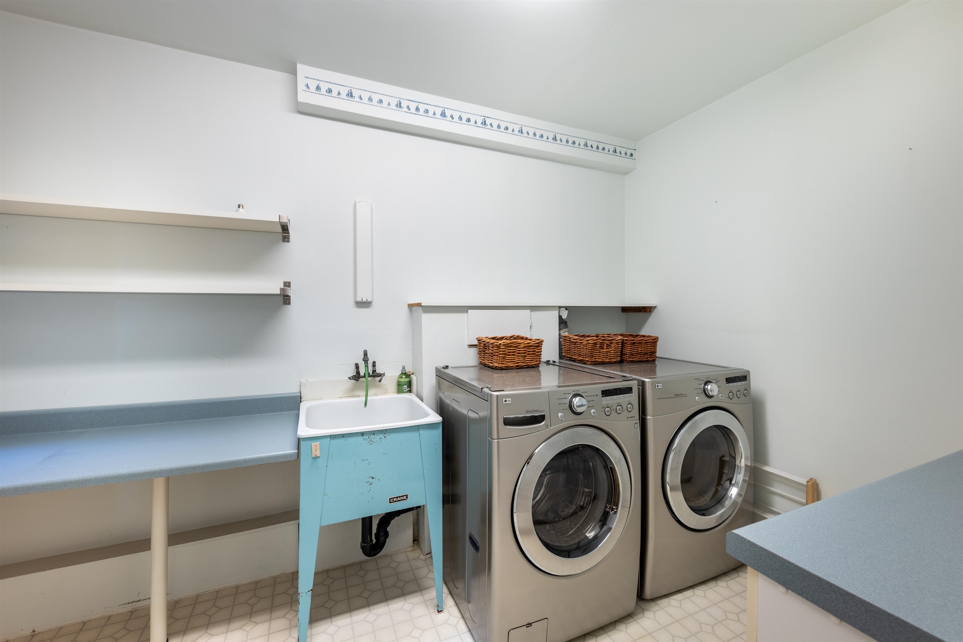 Listing image of 4623 CAULFEILD DRIVE