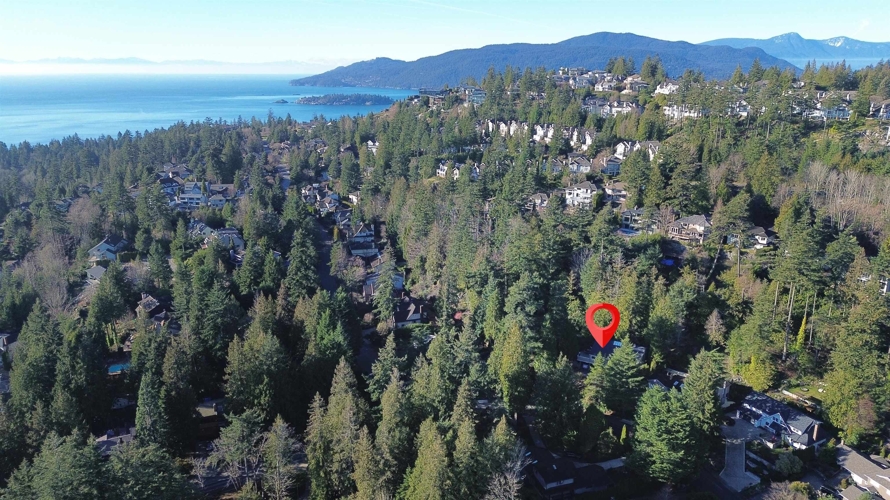 Listing image of 4623 CAULFEILD DRIVE