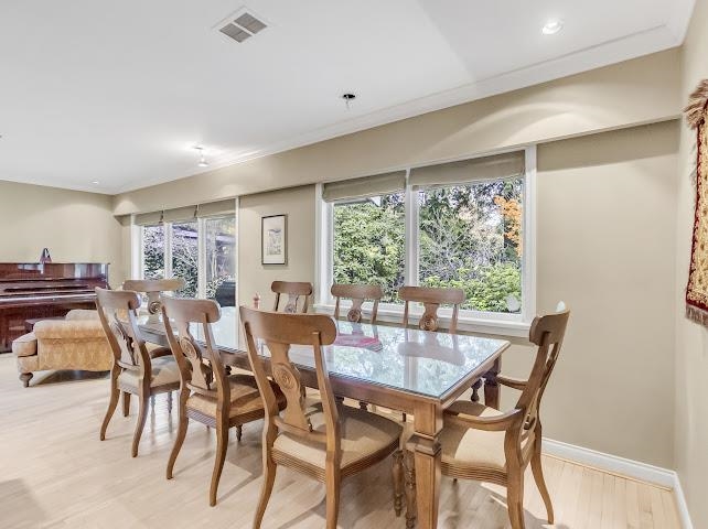 Listing image of 4025 SUNSET BOULEVARD