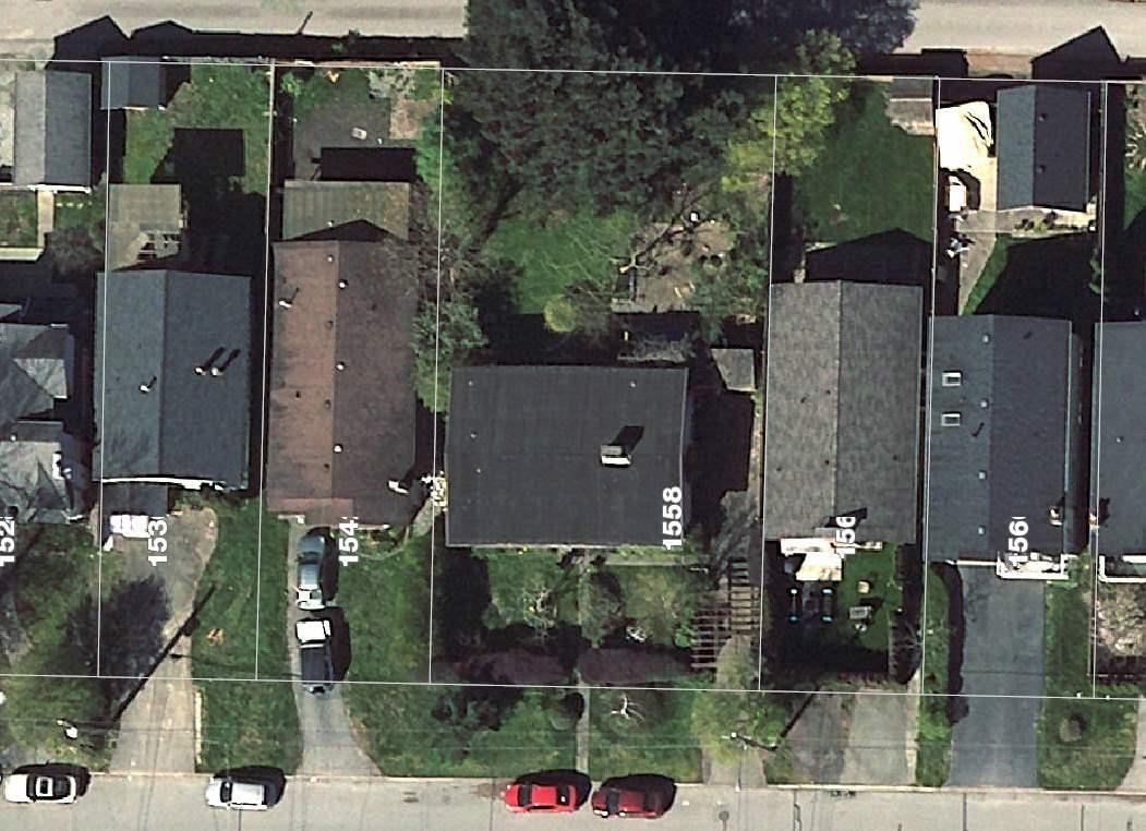 Listing image of 1558 BOND STREET