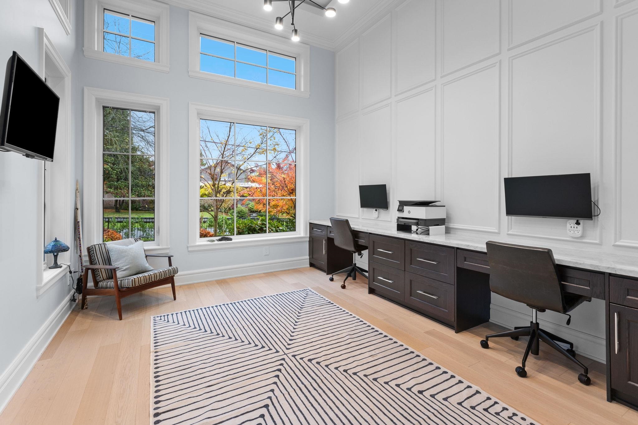 Listing image of 1595 19TH STREET