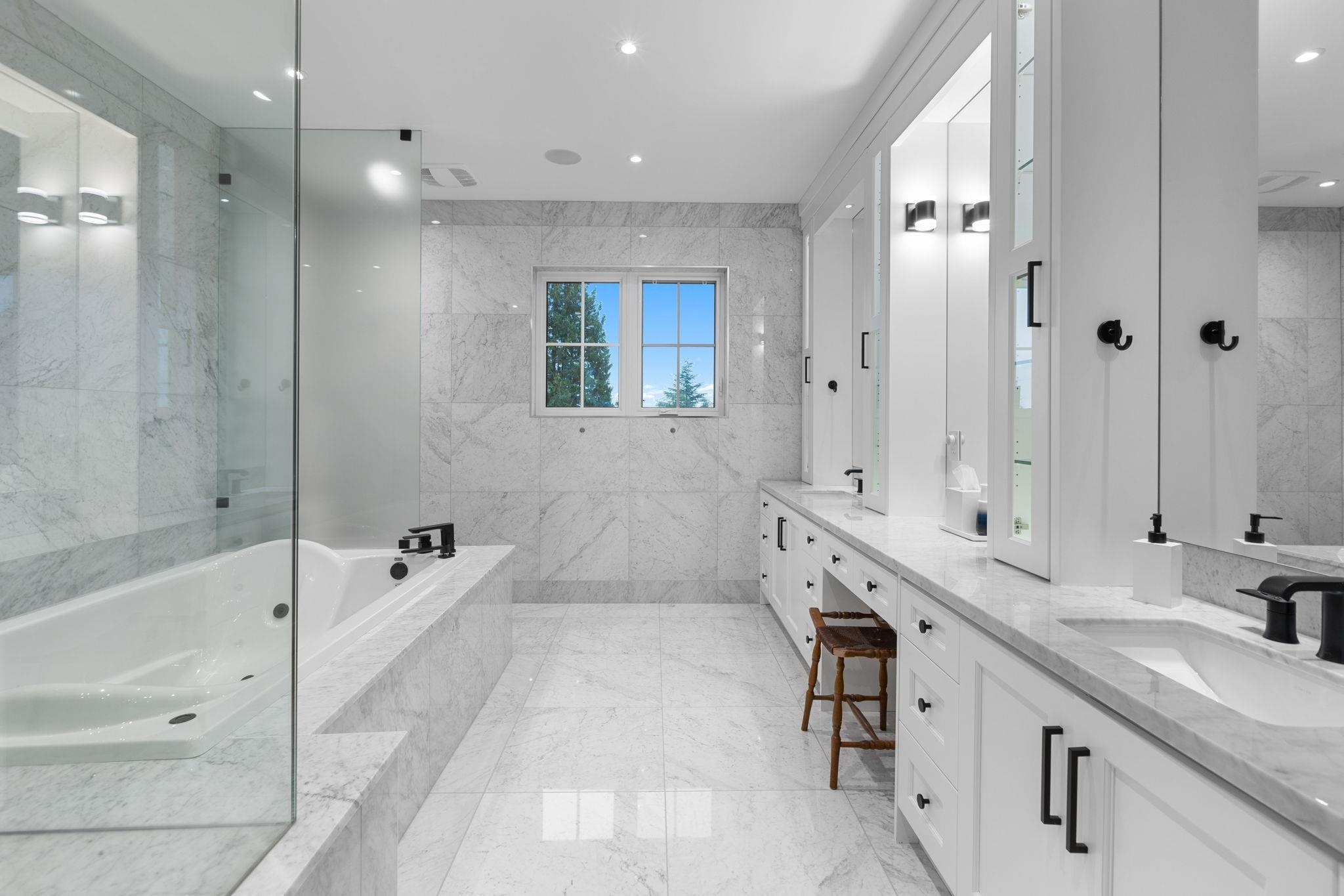 Listing image of 1595 19TH STREET