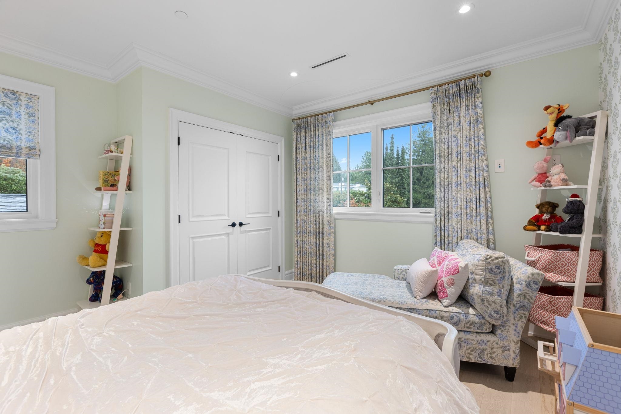 Listing image of 1595 19TH STREET