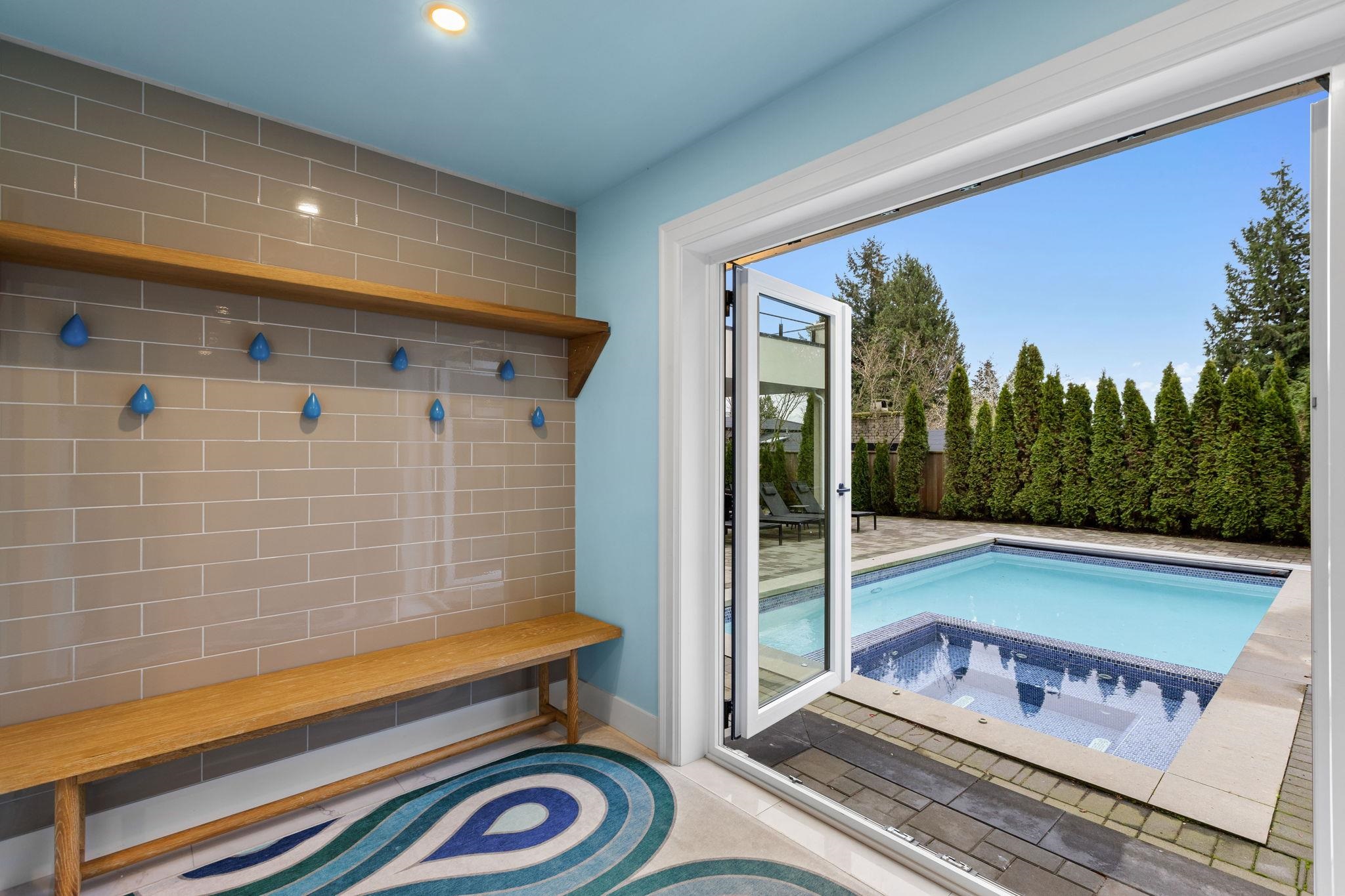Listing image of 1595 19TH STREET