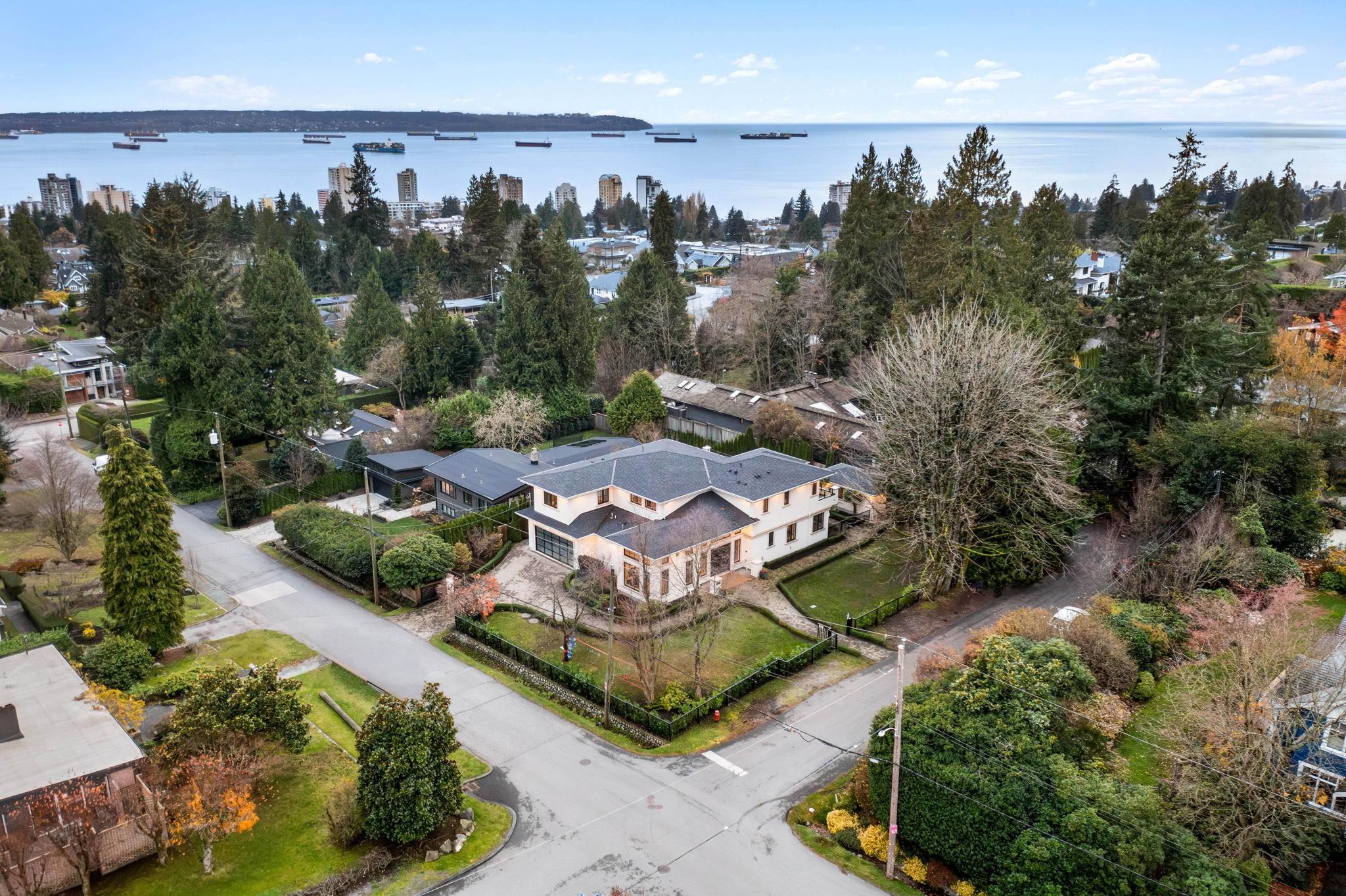 Listing image of 1595 19TH STREET