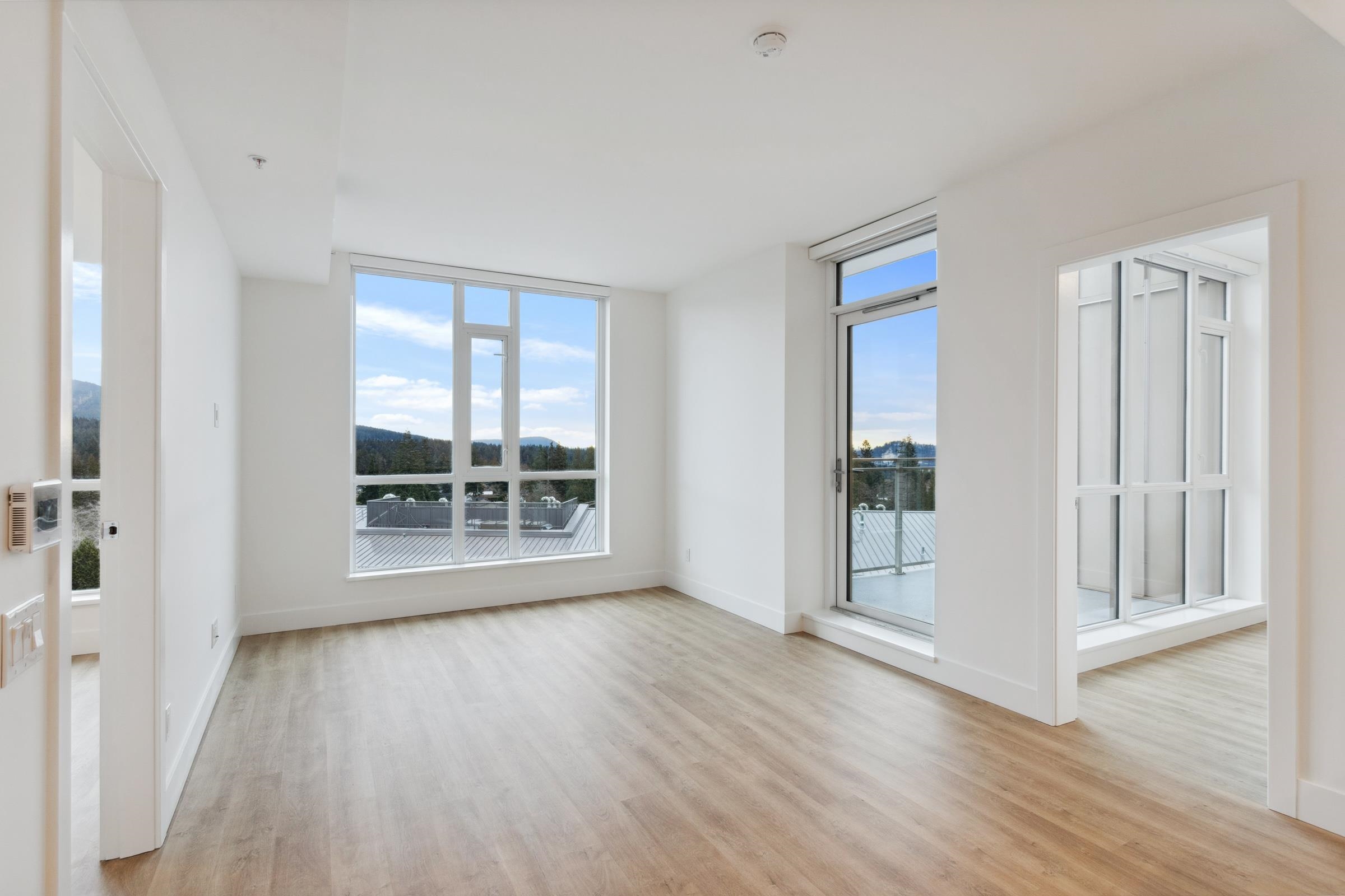 Listing image of 1004 2375 EMERY COURT
