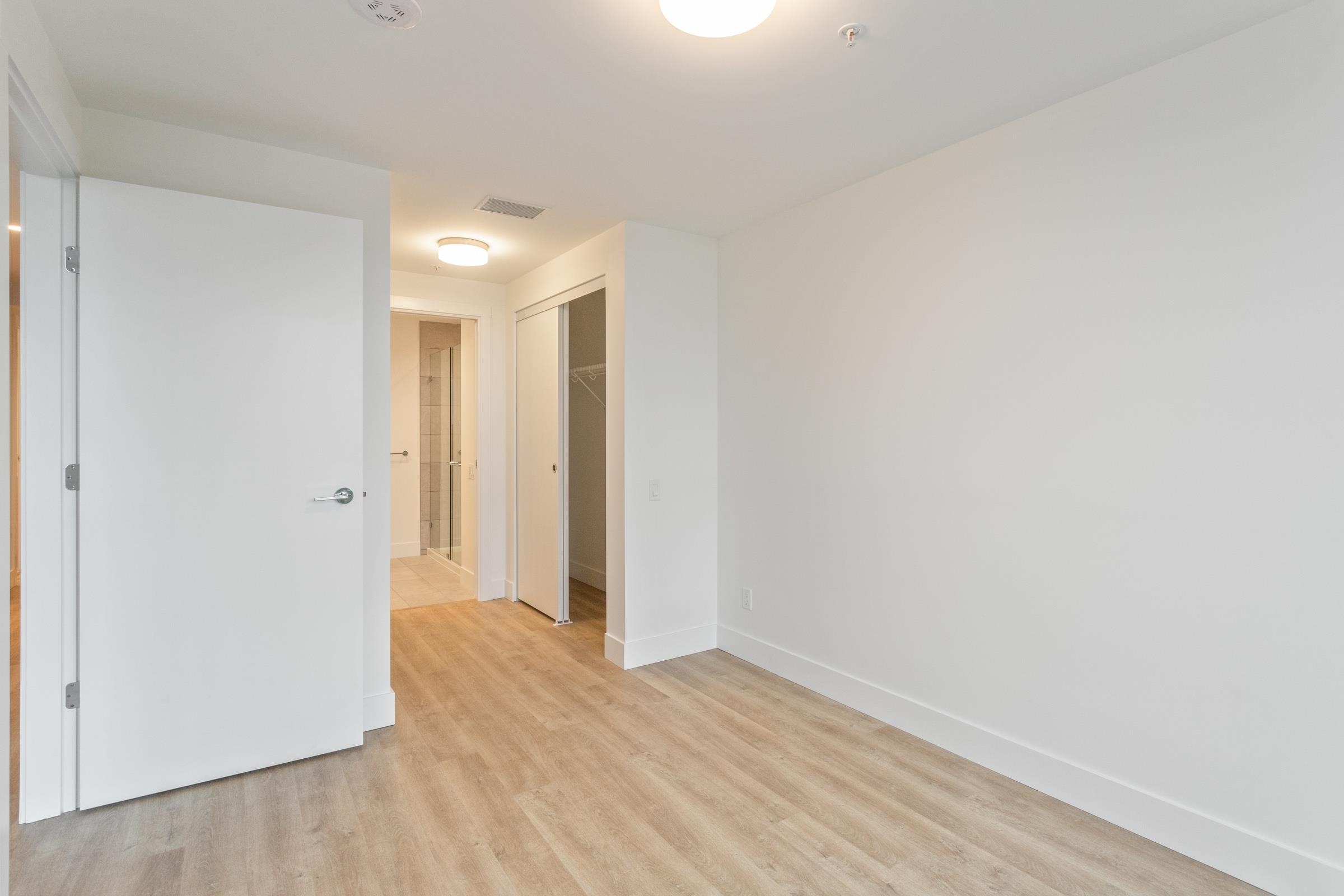 Listing image of 1004 2375 EMERY COURT