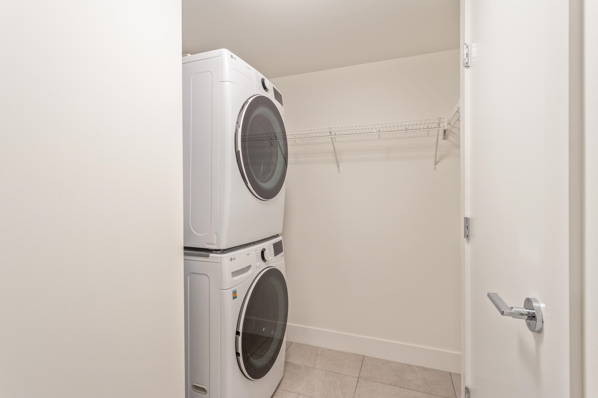 Listing image of 1004 2375 EMERY COURT