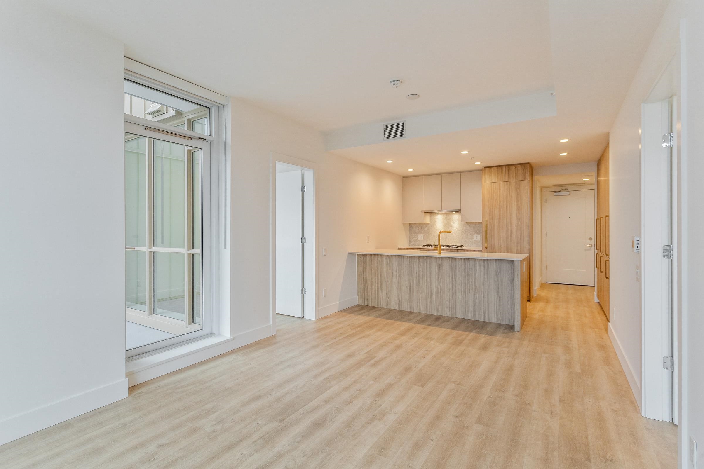 Listing image of 1004 2375 EMERY COURT
