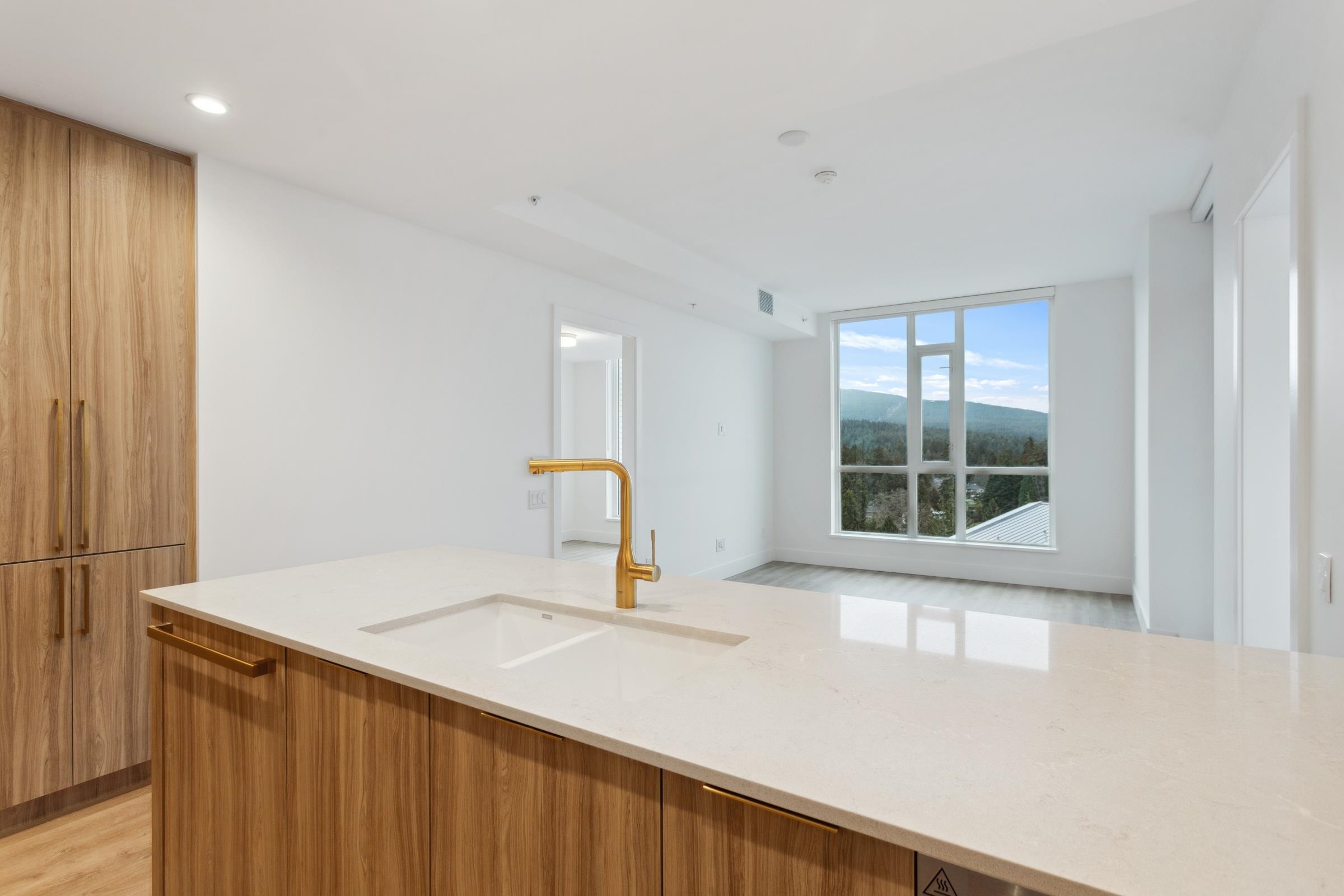 Listing image of 1004 2375 EMERY COURT