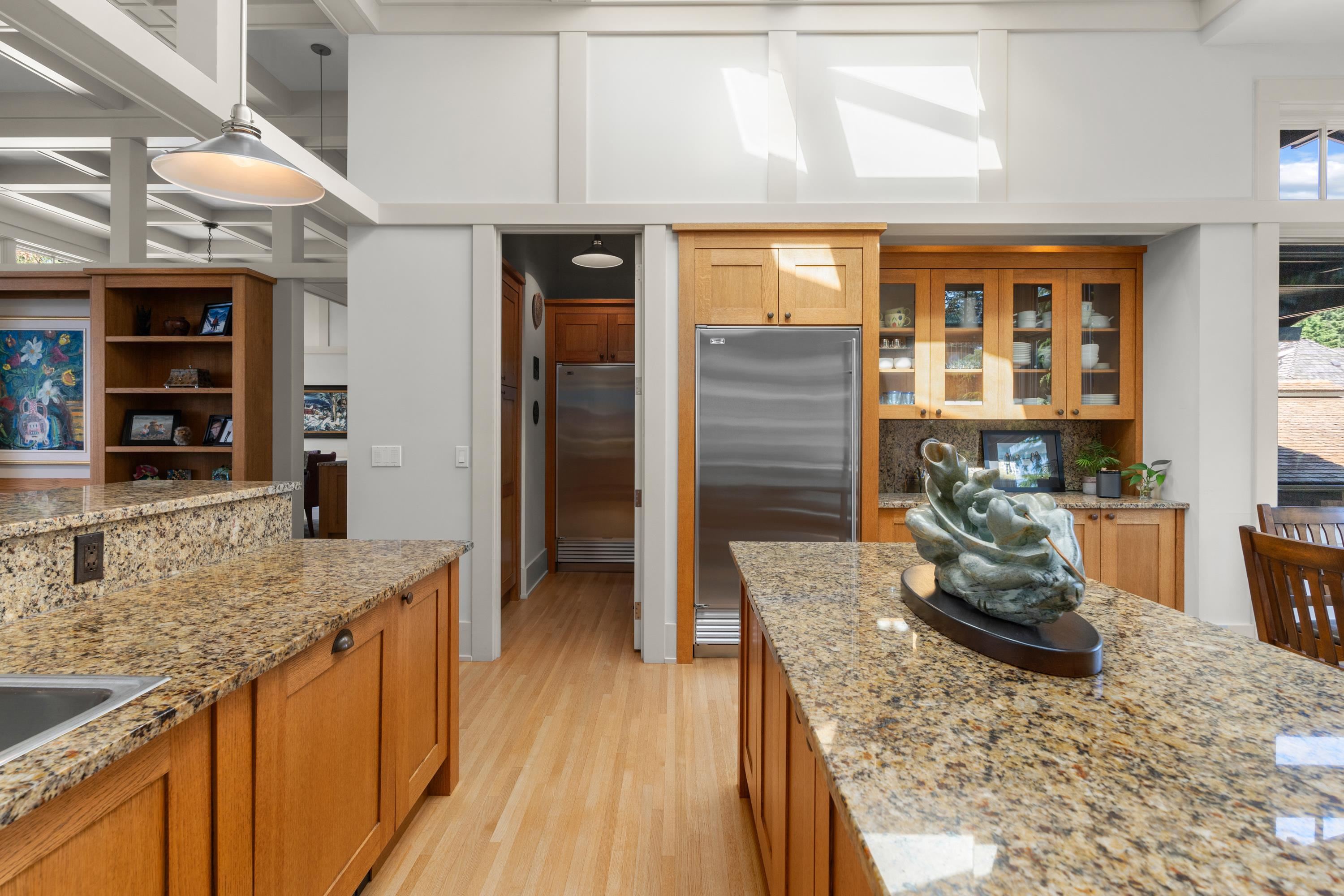 Listing image of 4528 CAULFEILD LANE