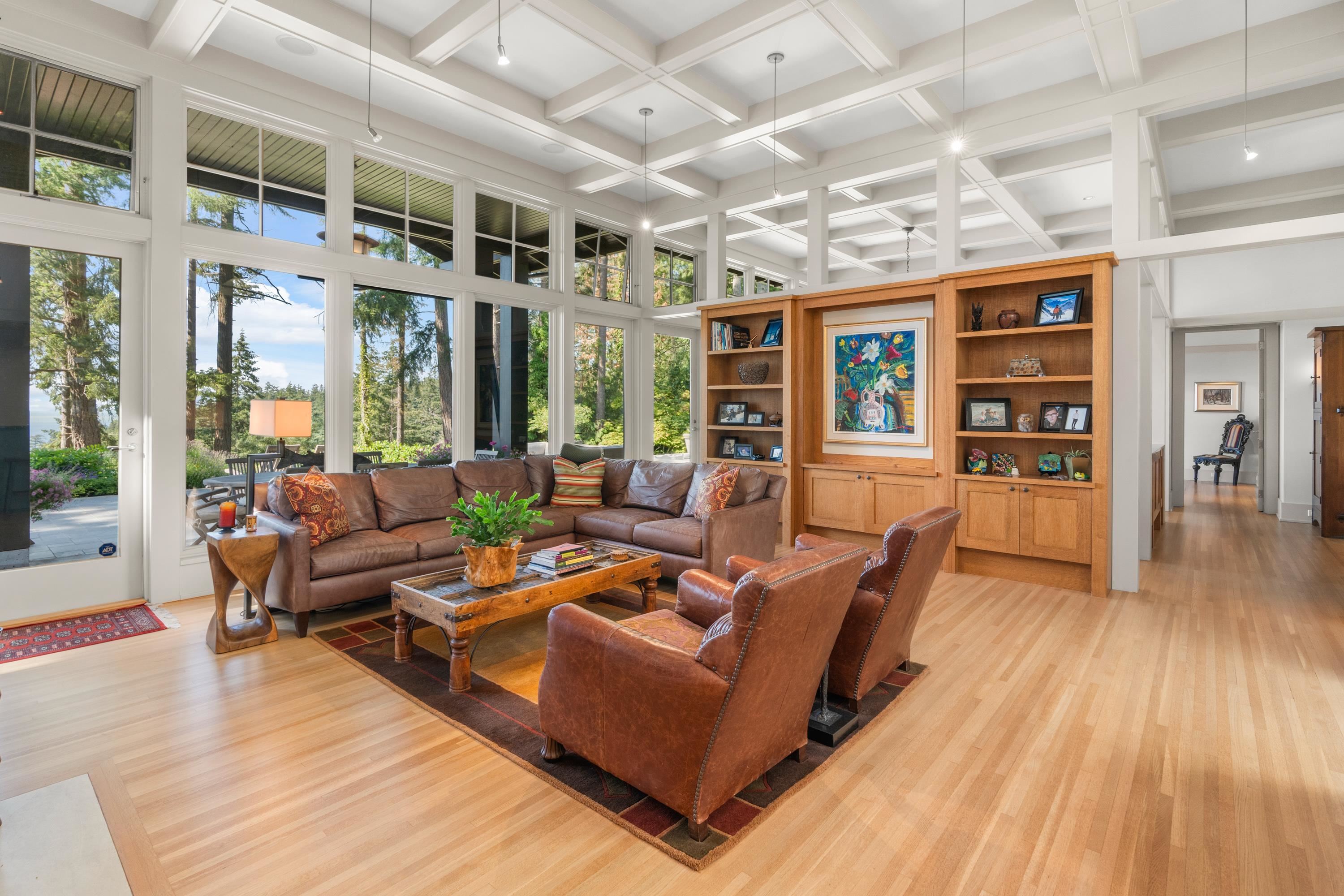 Listing image of 4528 CAULFEILD LANE