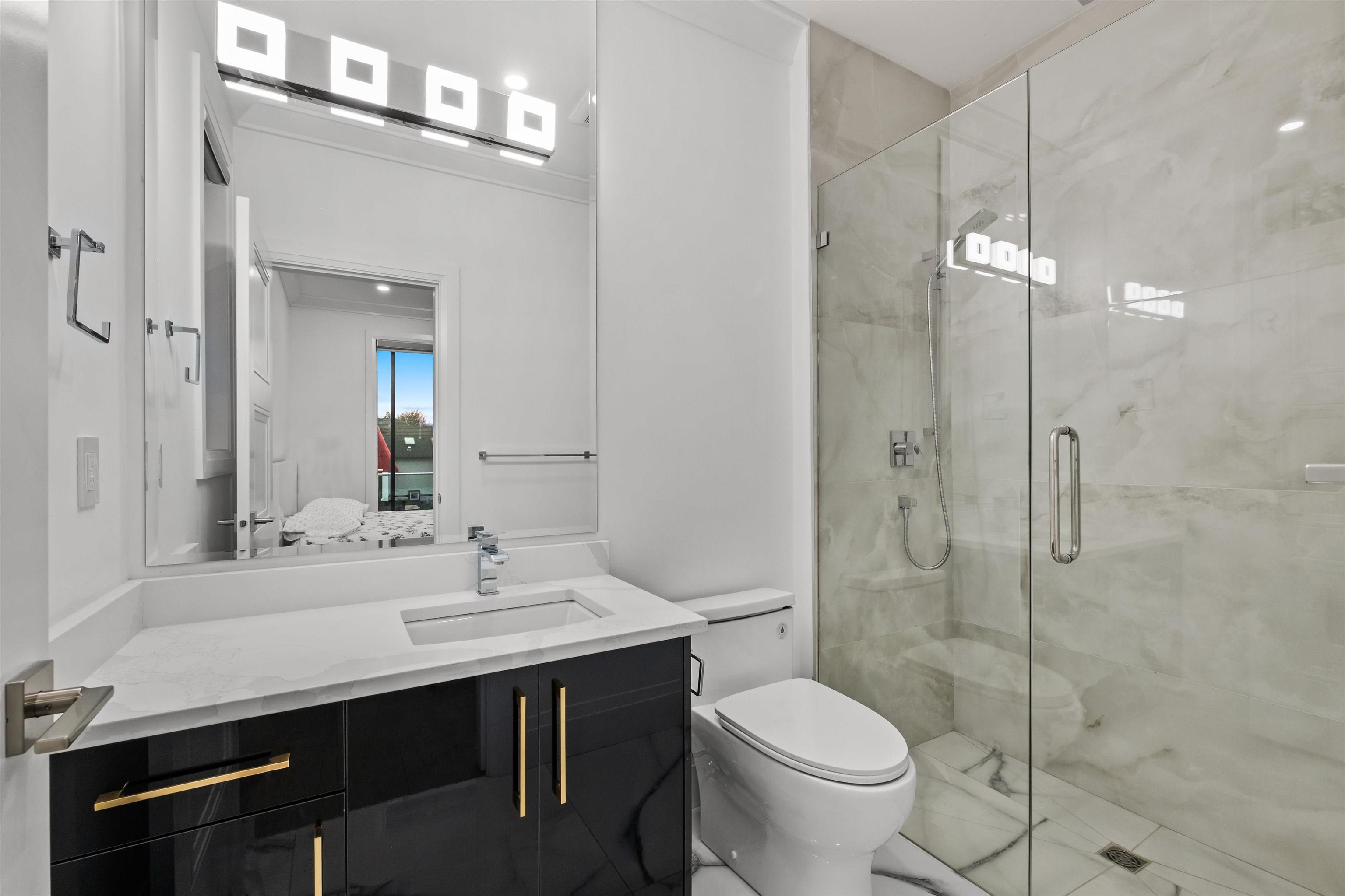 Listing image of 3560 HIGHLAND BOULEVARD