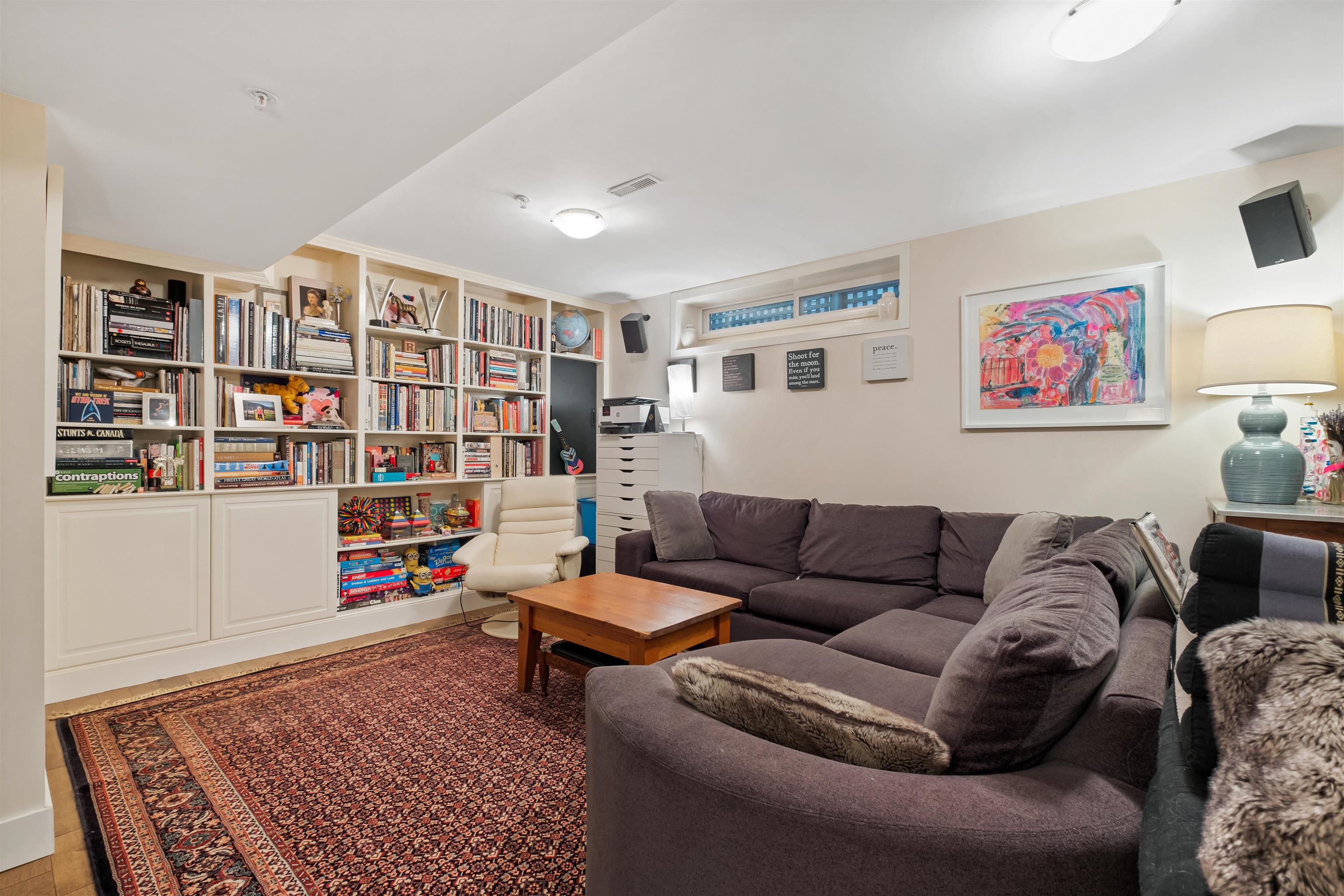 Listing image of 1223 W 16TH STREET