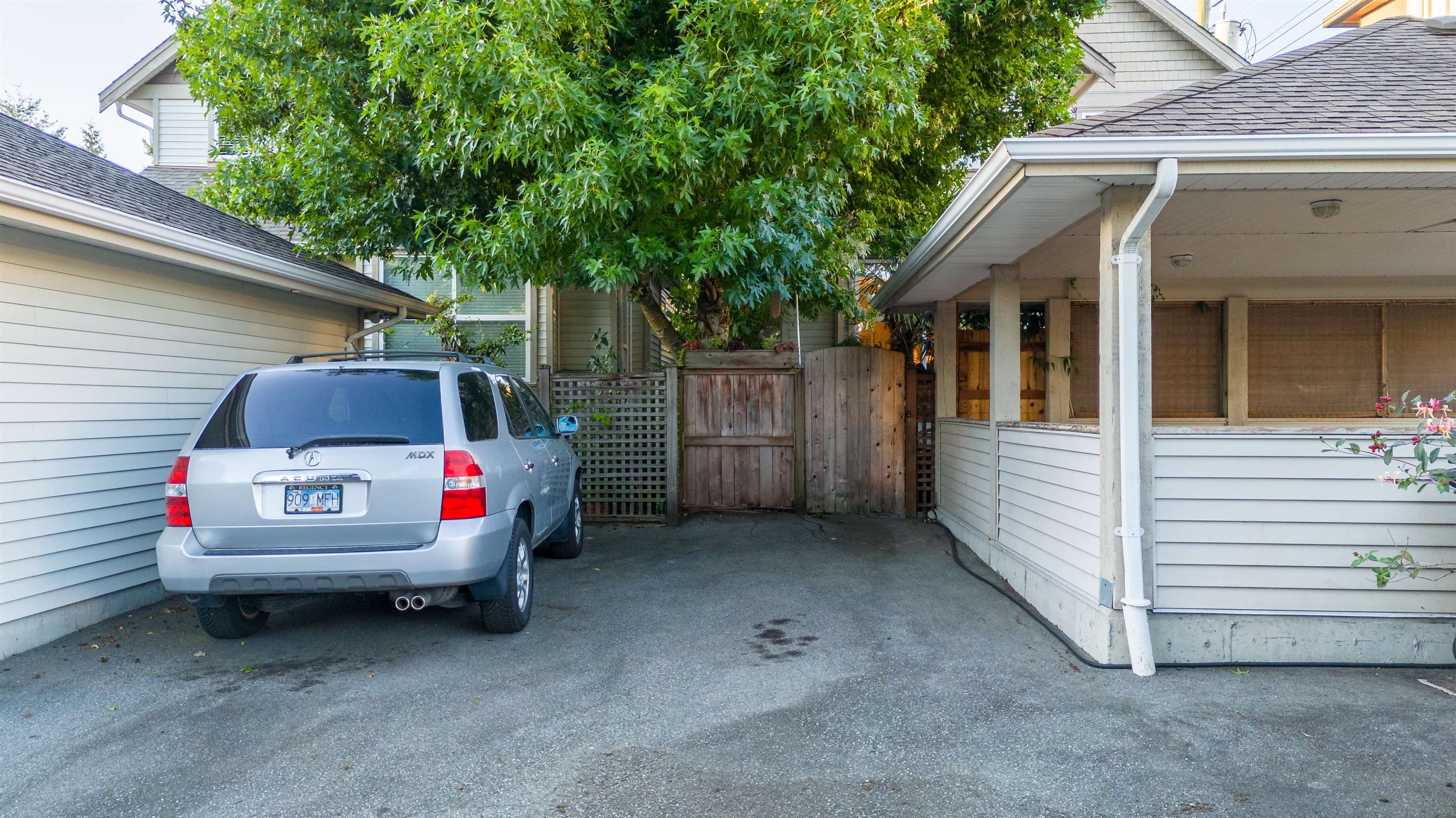 Listing image of 1223 W 16TH STREET