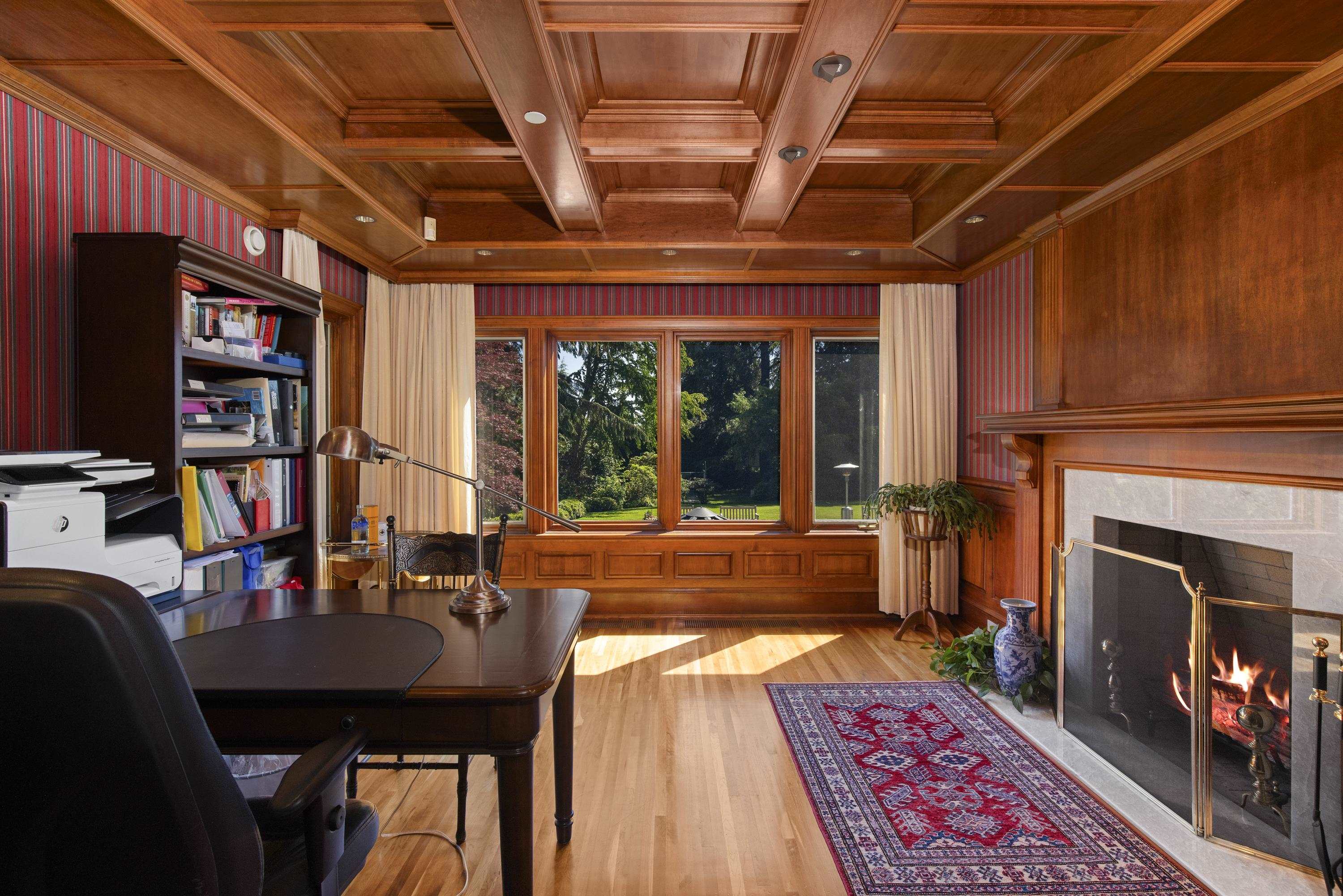 Listing image of 2980 PALMERSTON AVENUE