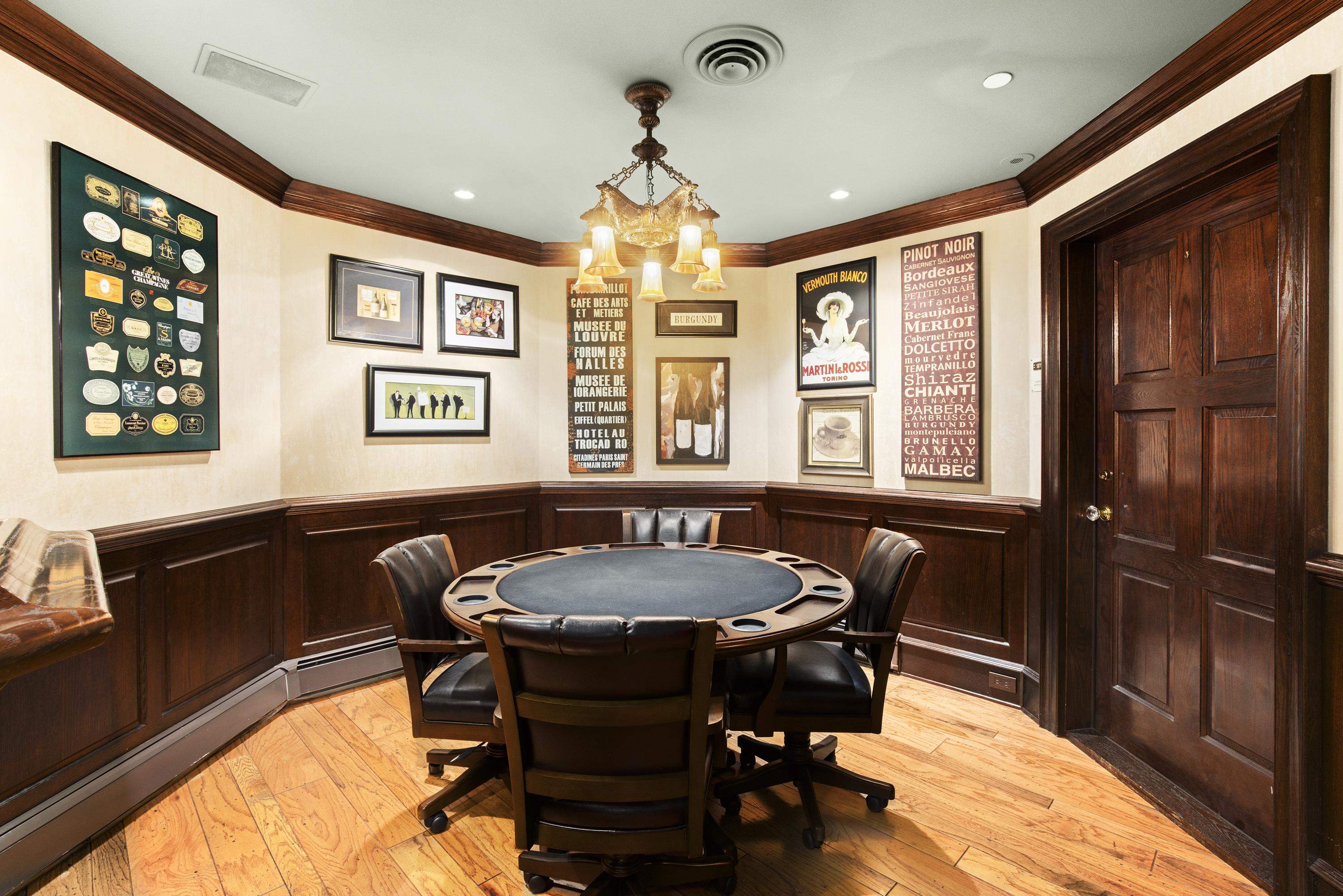 Listing image of 2980 PALMERSTON AVENUE