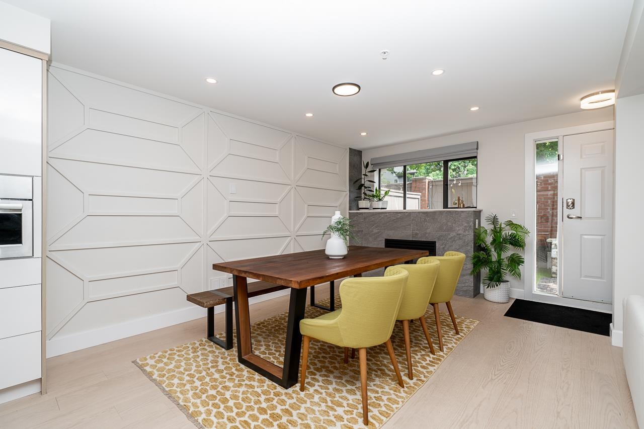 Listing image of 103 345 LONSDALE AVENUE