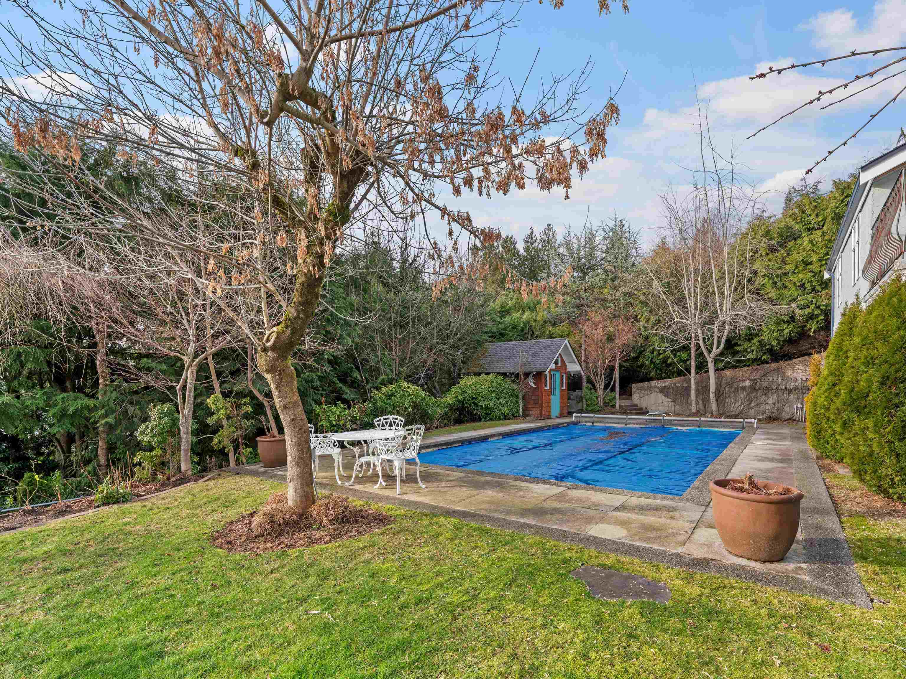 Listing image of 1370 WHITBY ROAD