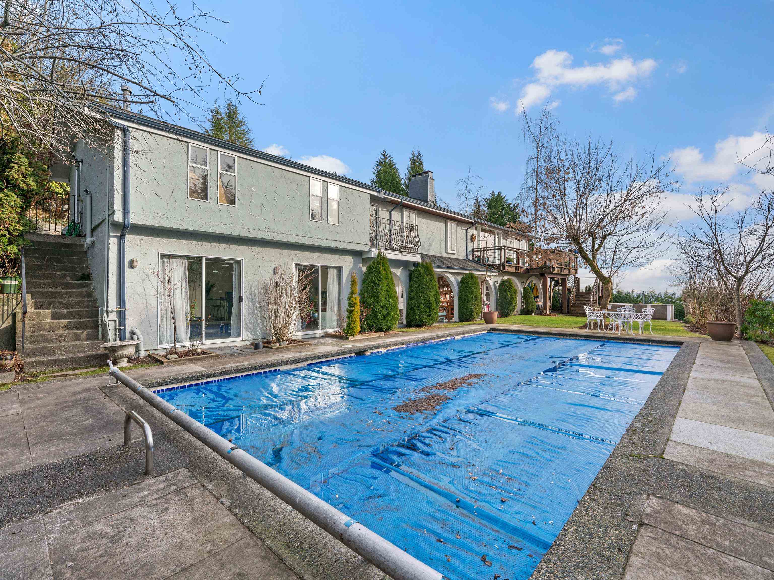 Listing image of 1370 WHITBY ROAD