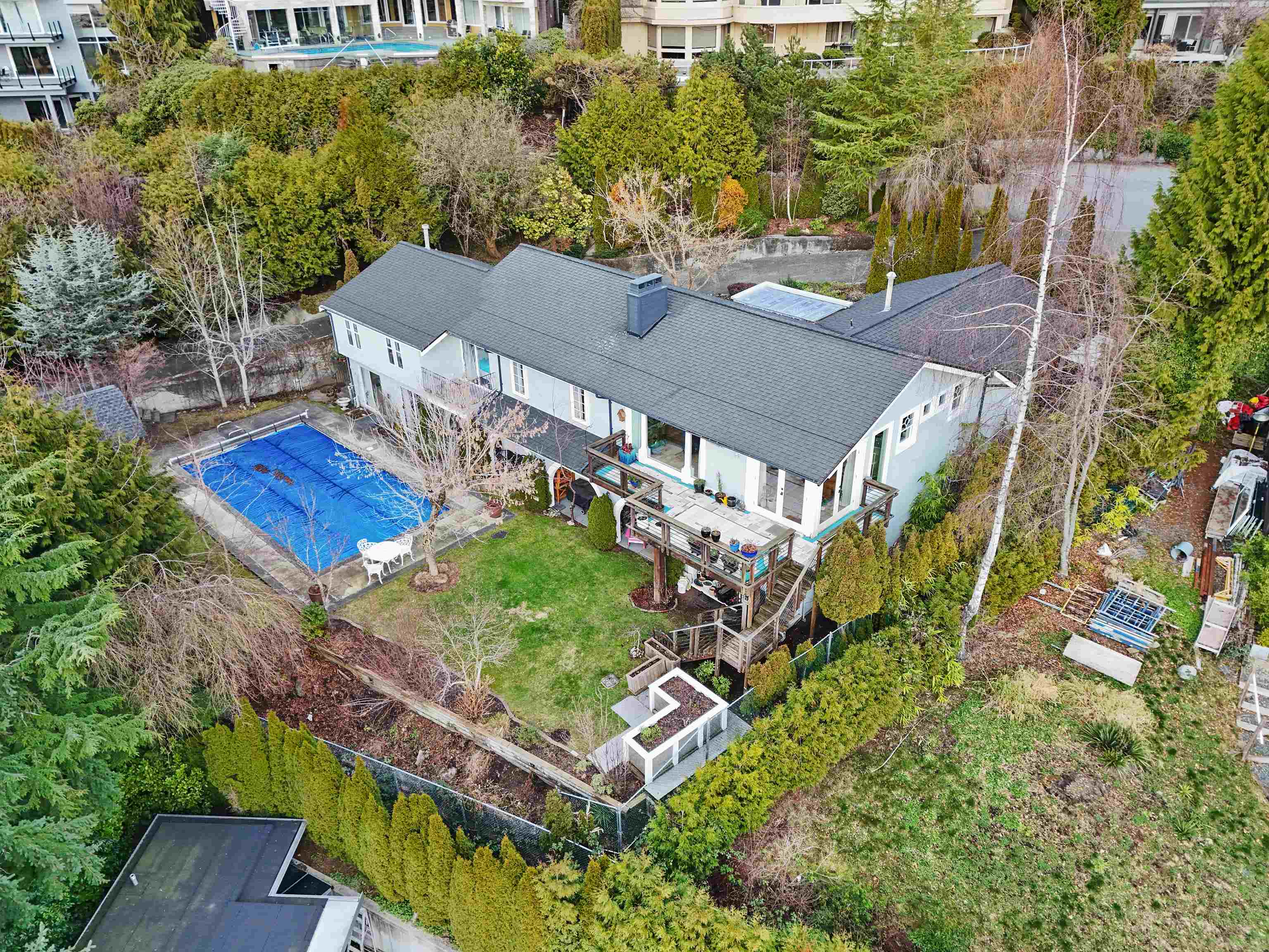 Listing image of 1370 WHITBY ROAD