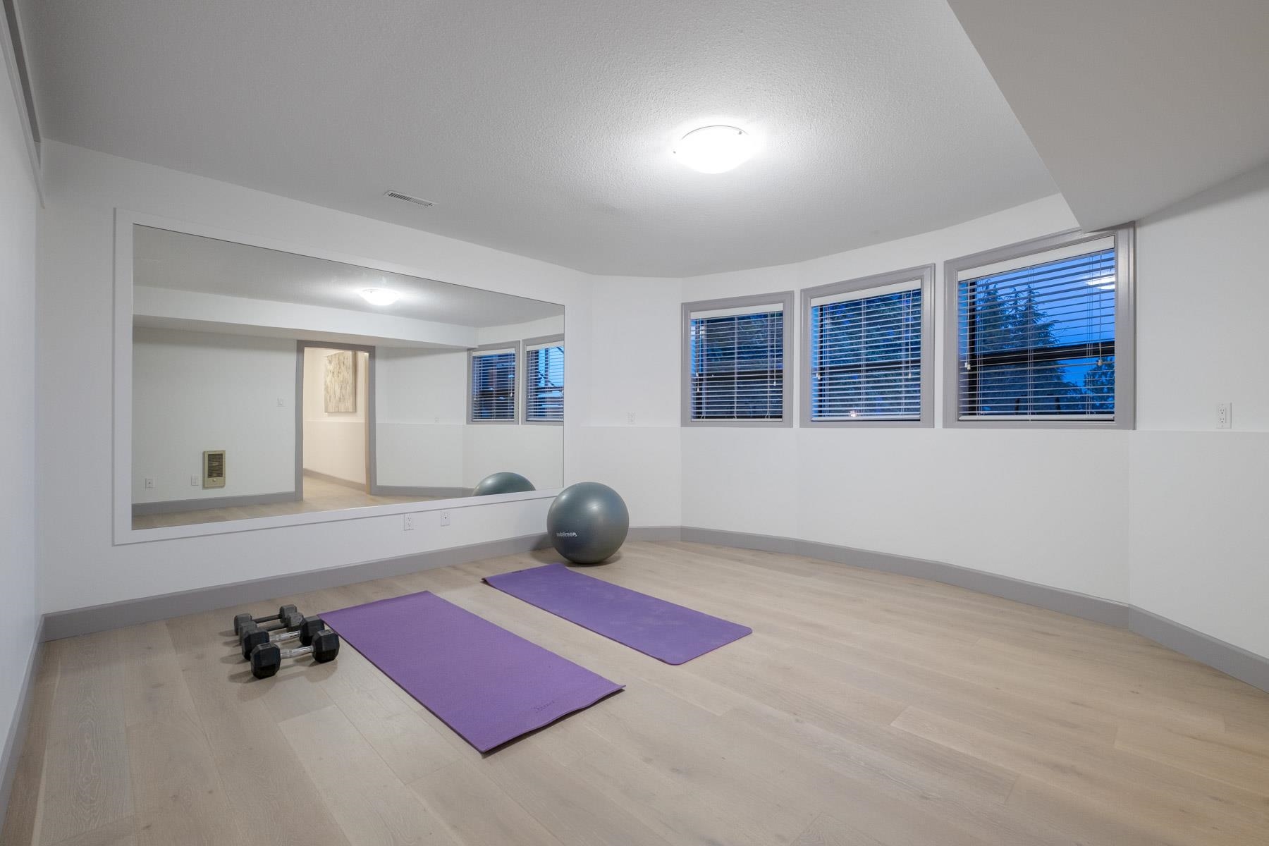 Listing image of 2523 WESTHILL DRIVE