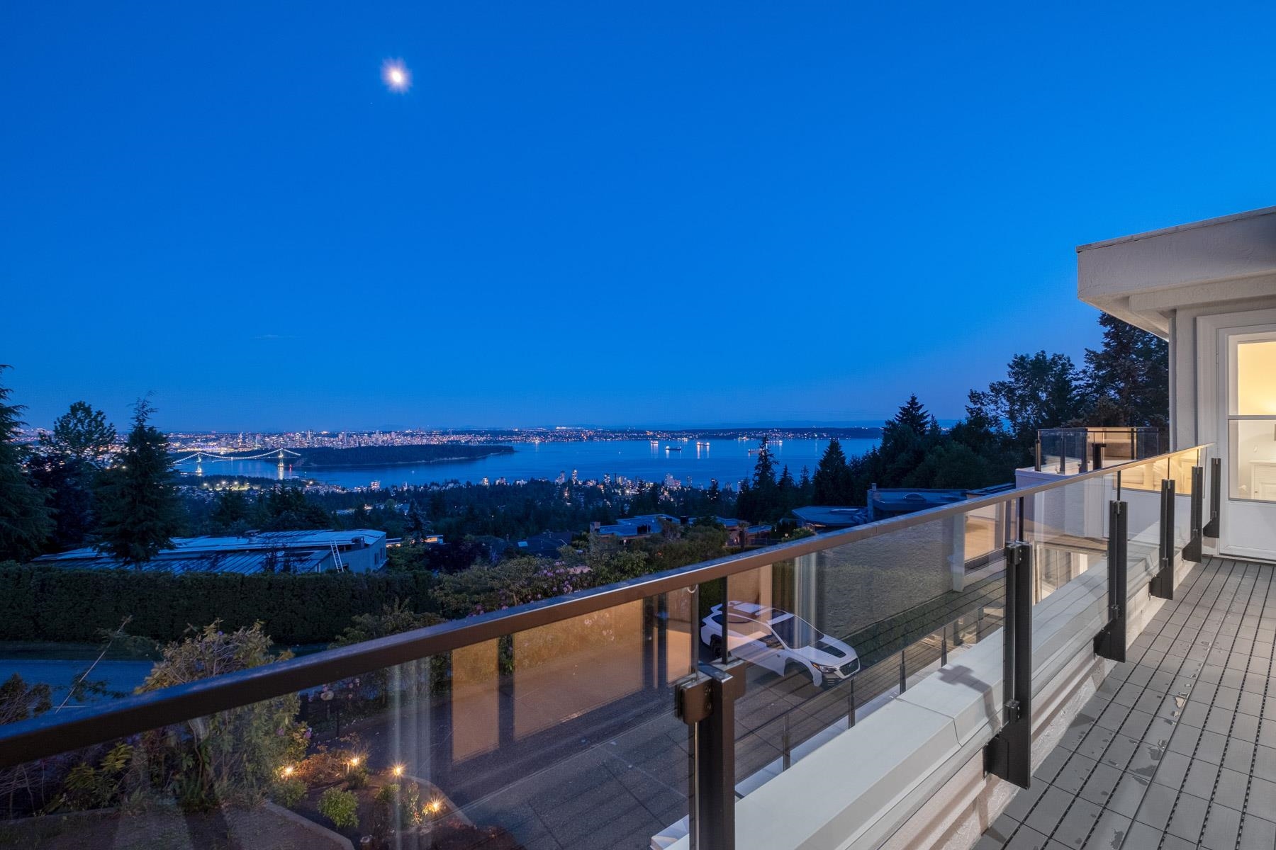 Listing image of 2523 WESTHILL DRIVE