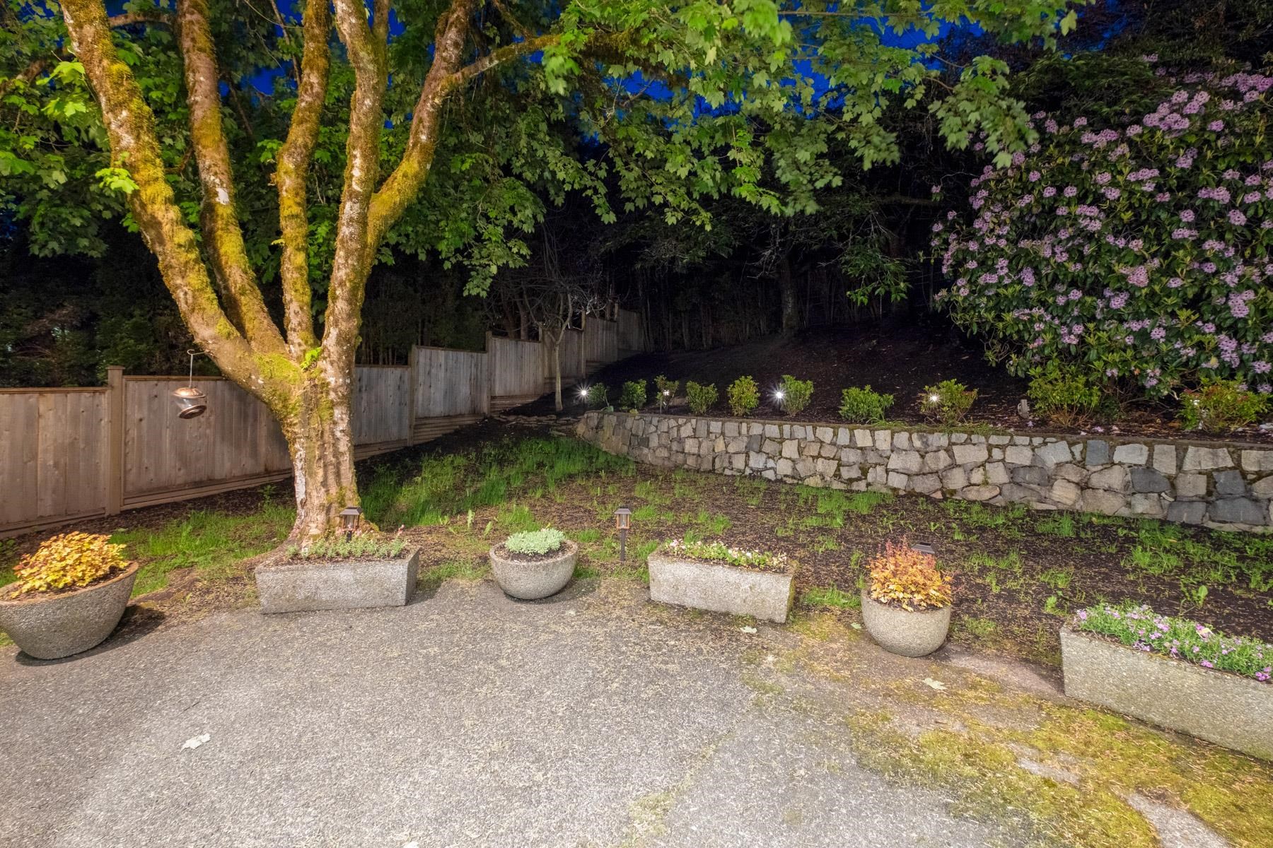 Listing image of 2523 WESTHILL DRIVE