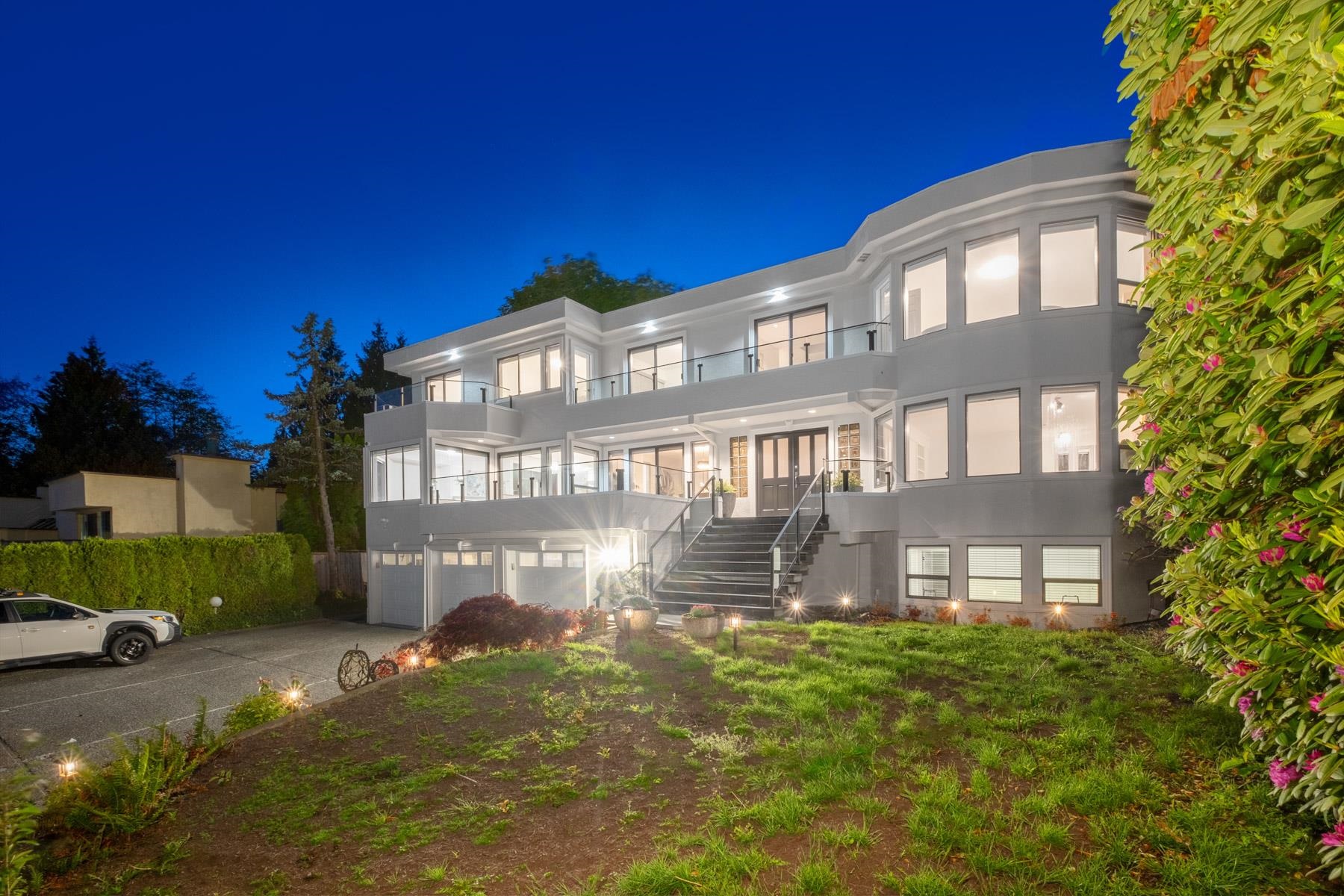 Listing image of 2523 WESTHILL DRIVE