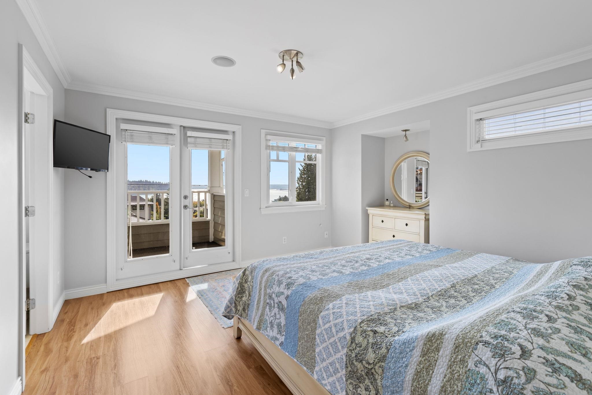 Listing image of 1197 FULTON AVENUE