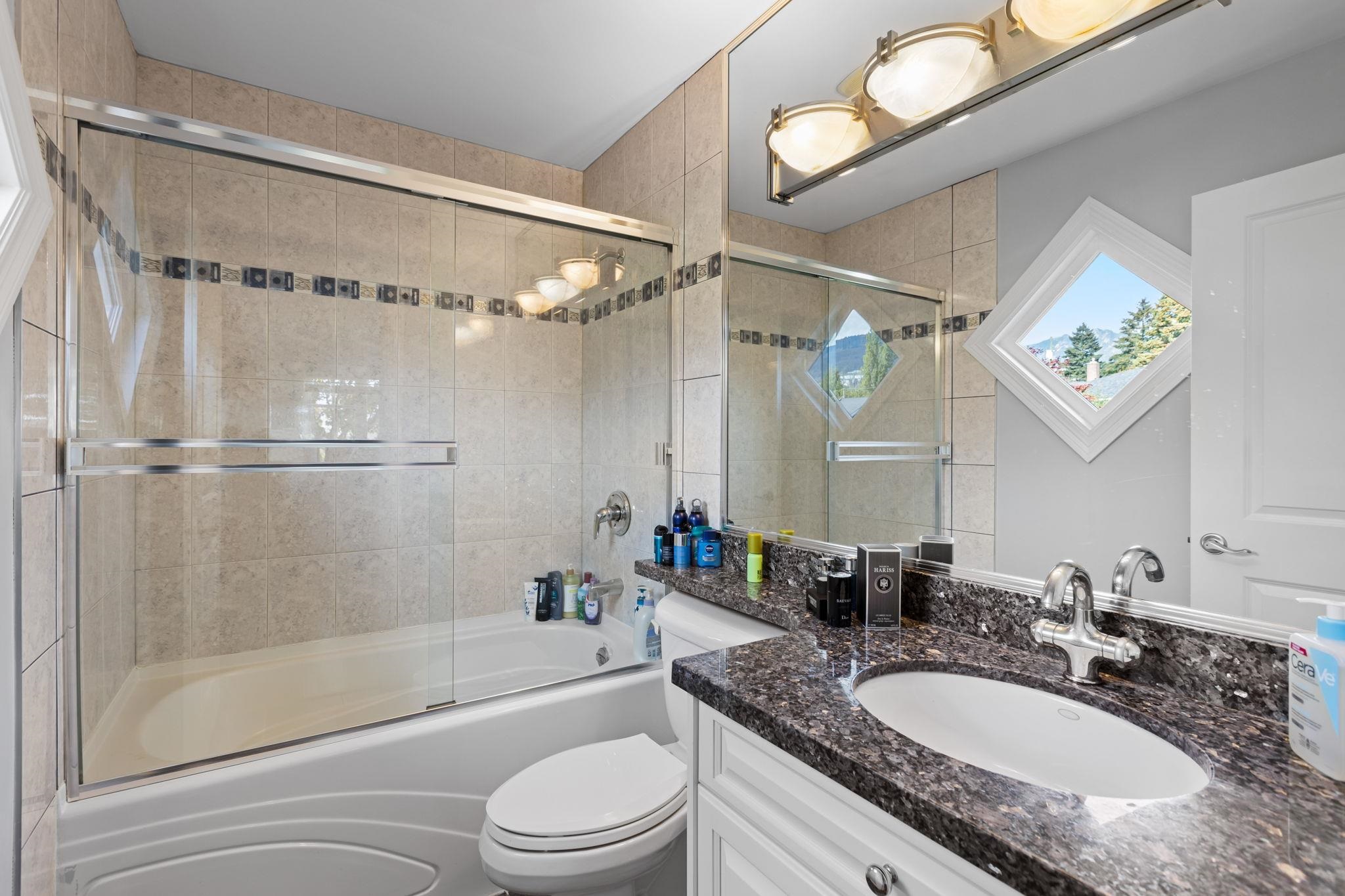 Listing image of 1197 FULTON AVENUE
